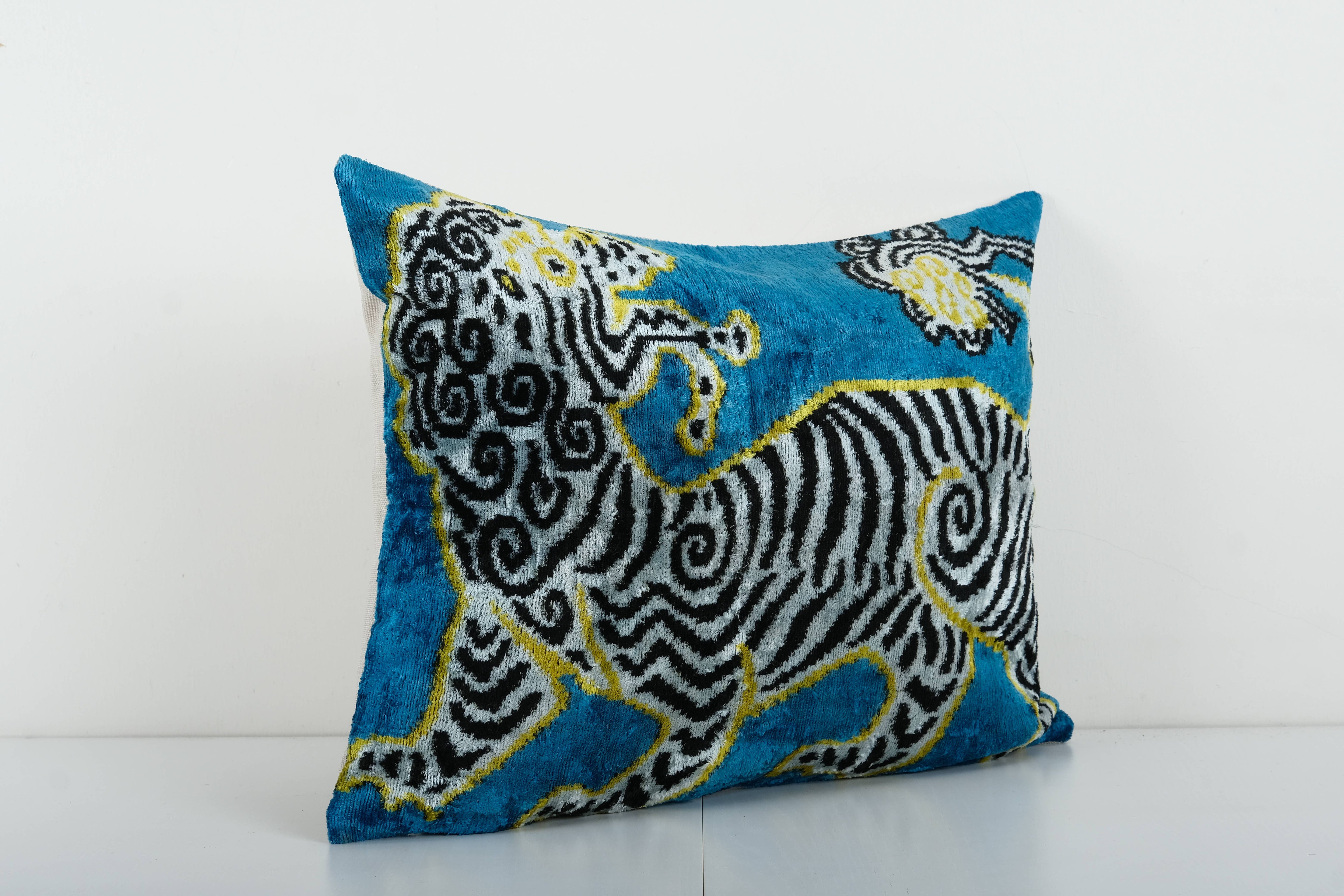 Silk Ikat Velvet Pillow Cover | 16'' x 24''