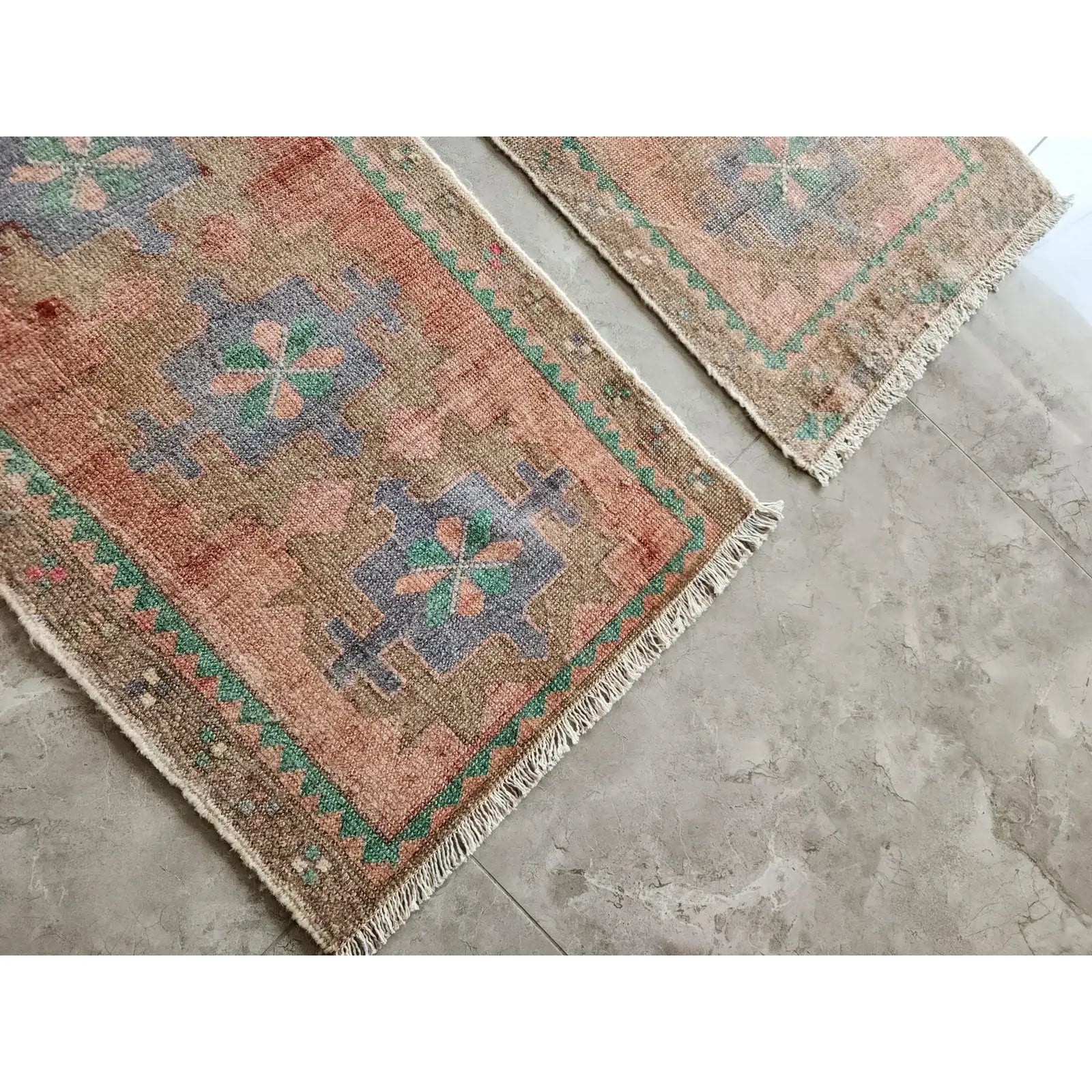 Vintage Turkish Yastik Rug Set of 2 | 1'8'' x 2'7'' & 1'8'' x 2'9''