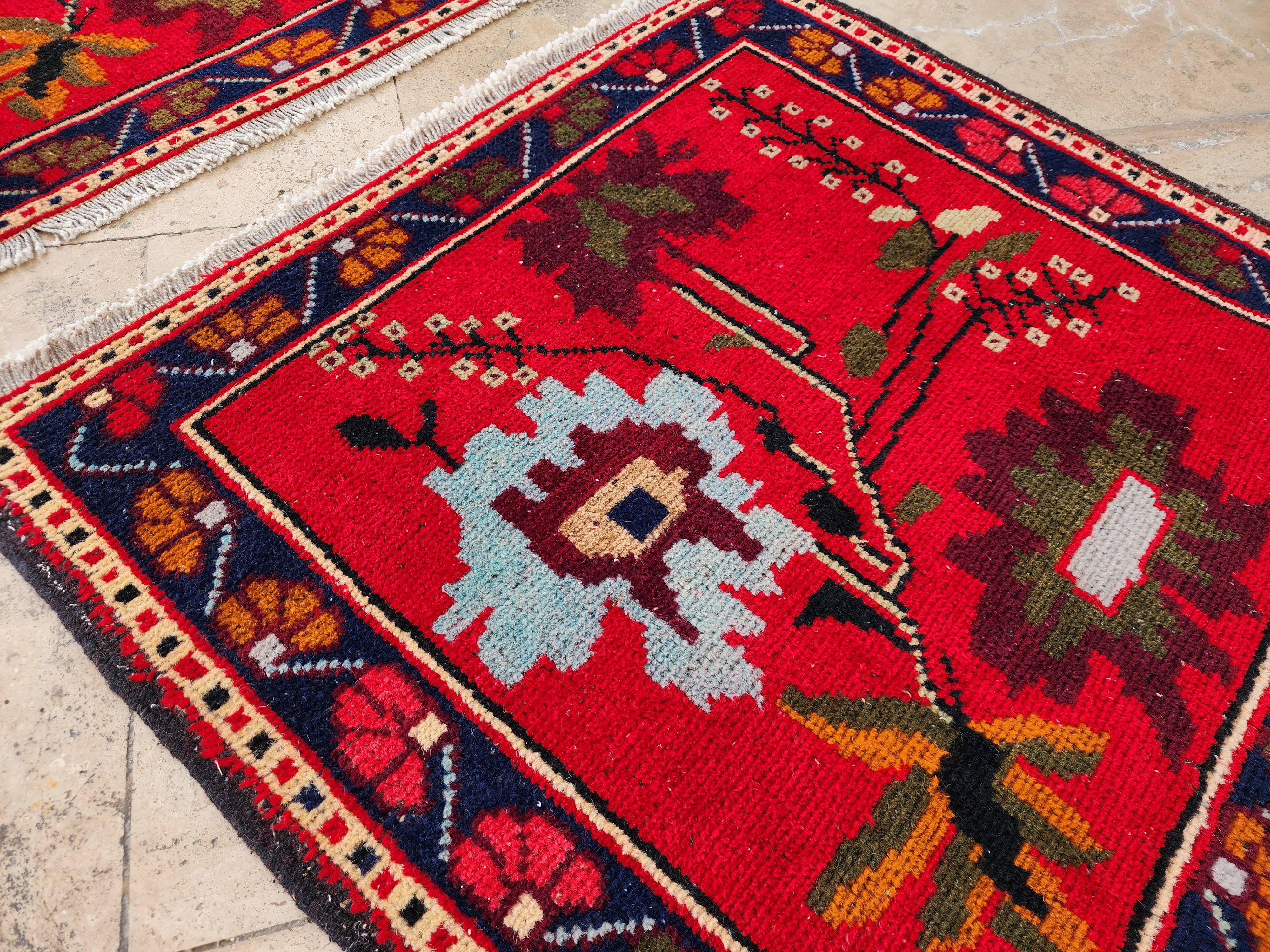 Vintage Turkish Yastik Rugs Set of 2 | 29'' x 31''