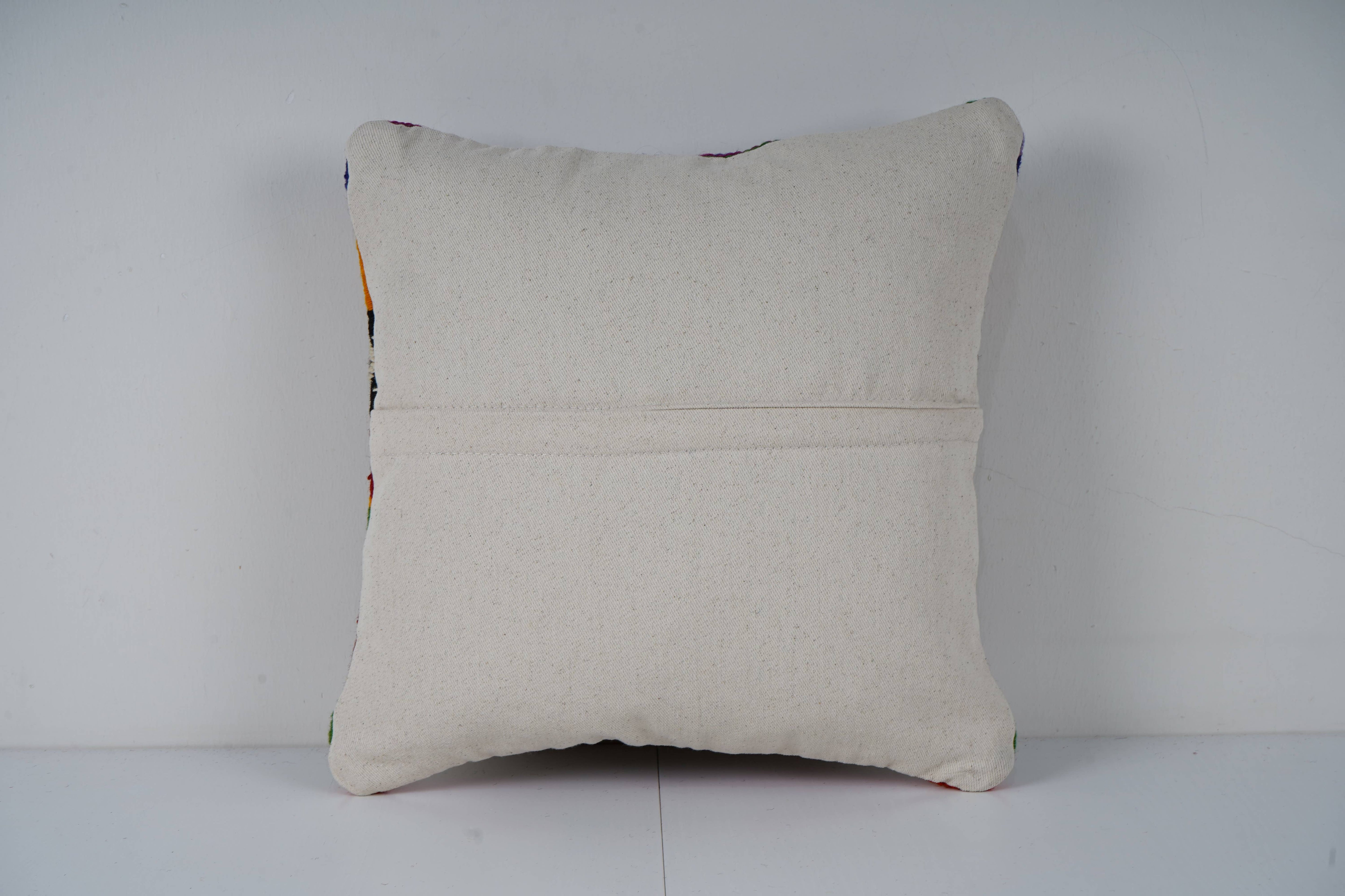 Kilim Pillow Cover | 16'' x 16''