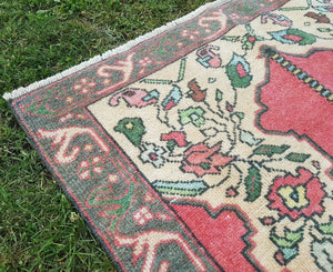 Vintage Oushak Rug 3'5'' x 5'4''