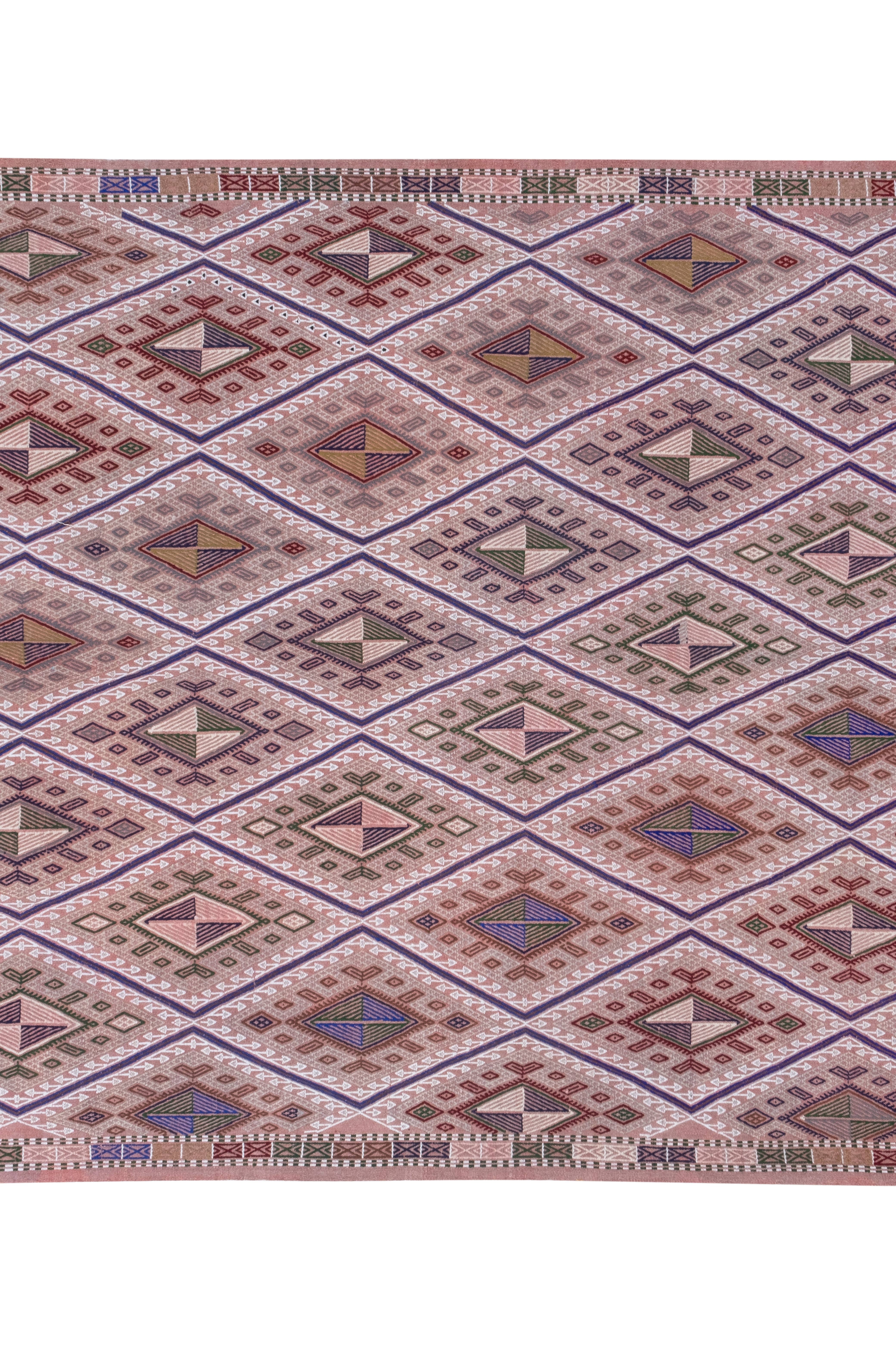 Vintage Turkish Kilim Rug 5'7'' x 7'1''