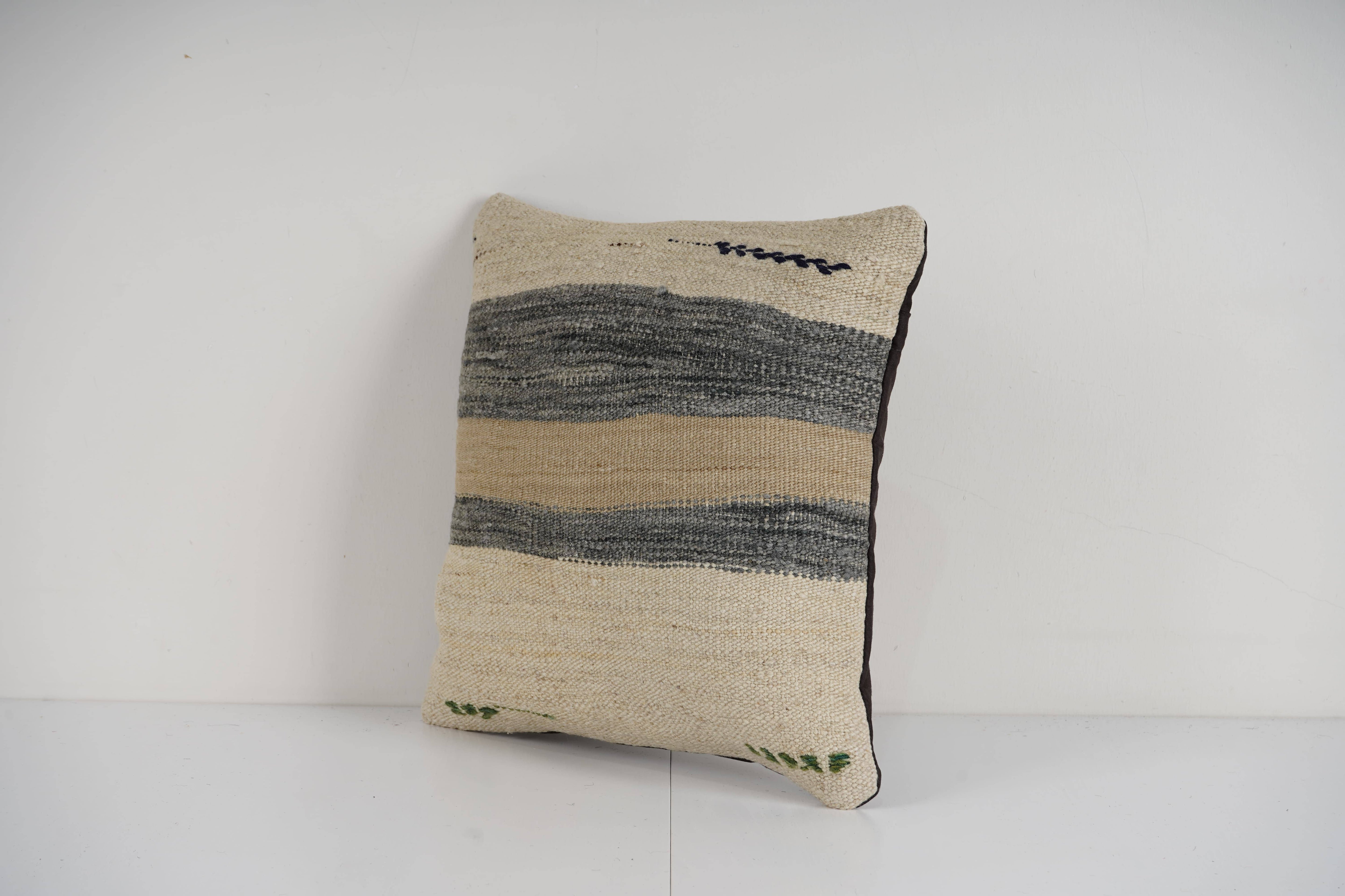 Kilim Pillow Cover | 16'' x 16''