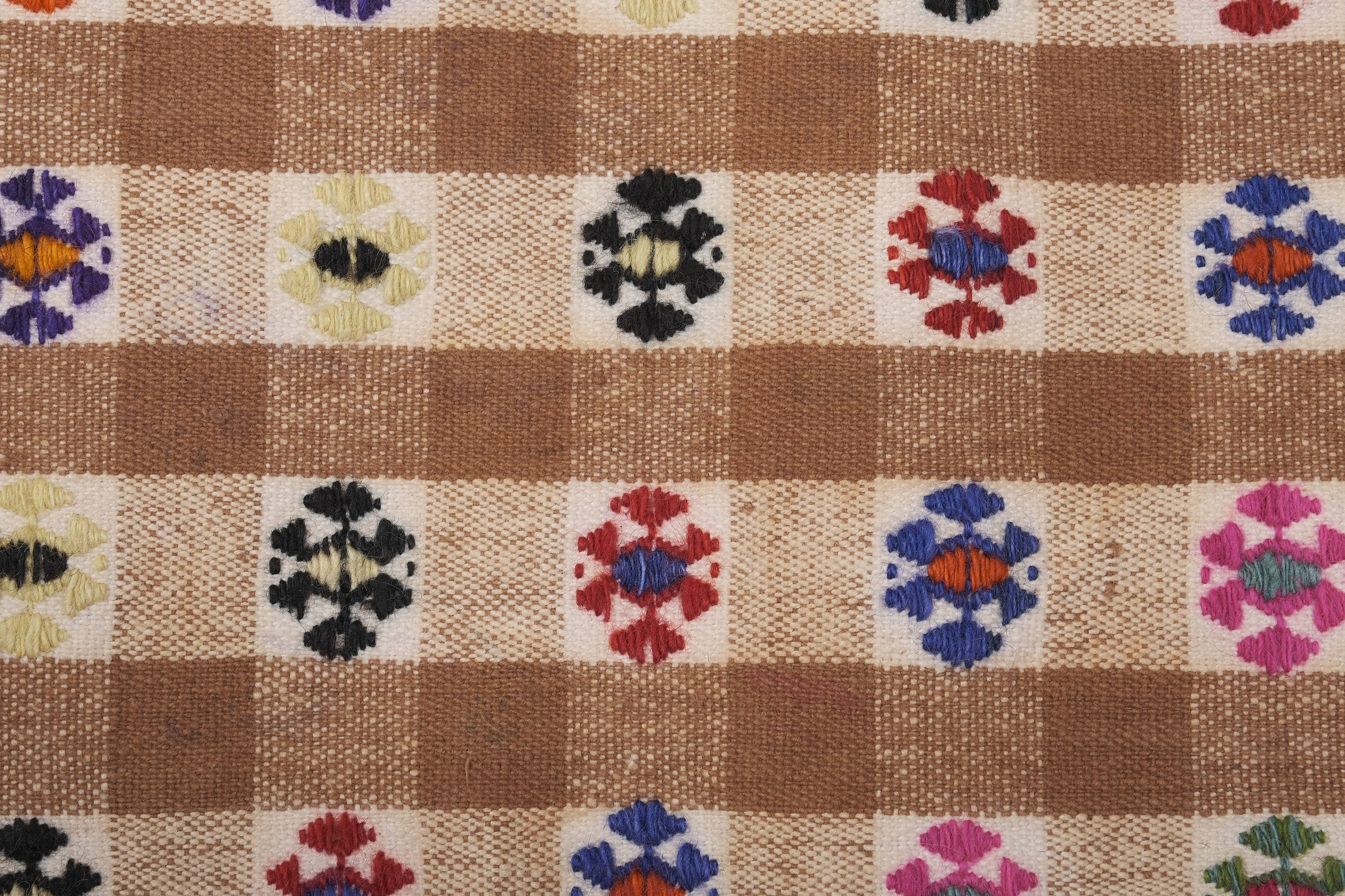 Vintage Turkish Kilim Rug 6'6'' x 8'1''