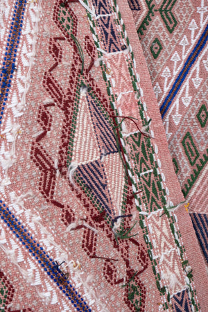 Vintage Turkish Kilim Rug 5'7'' x 7'1''