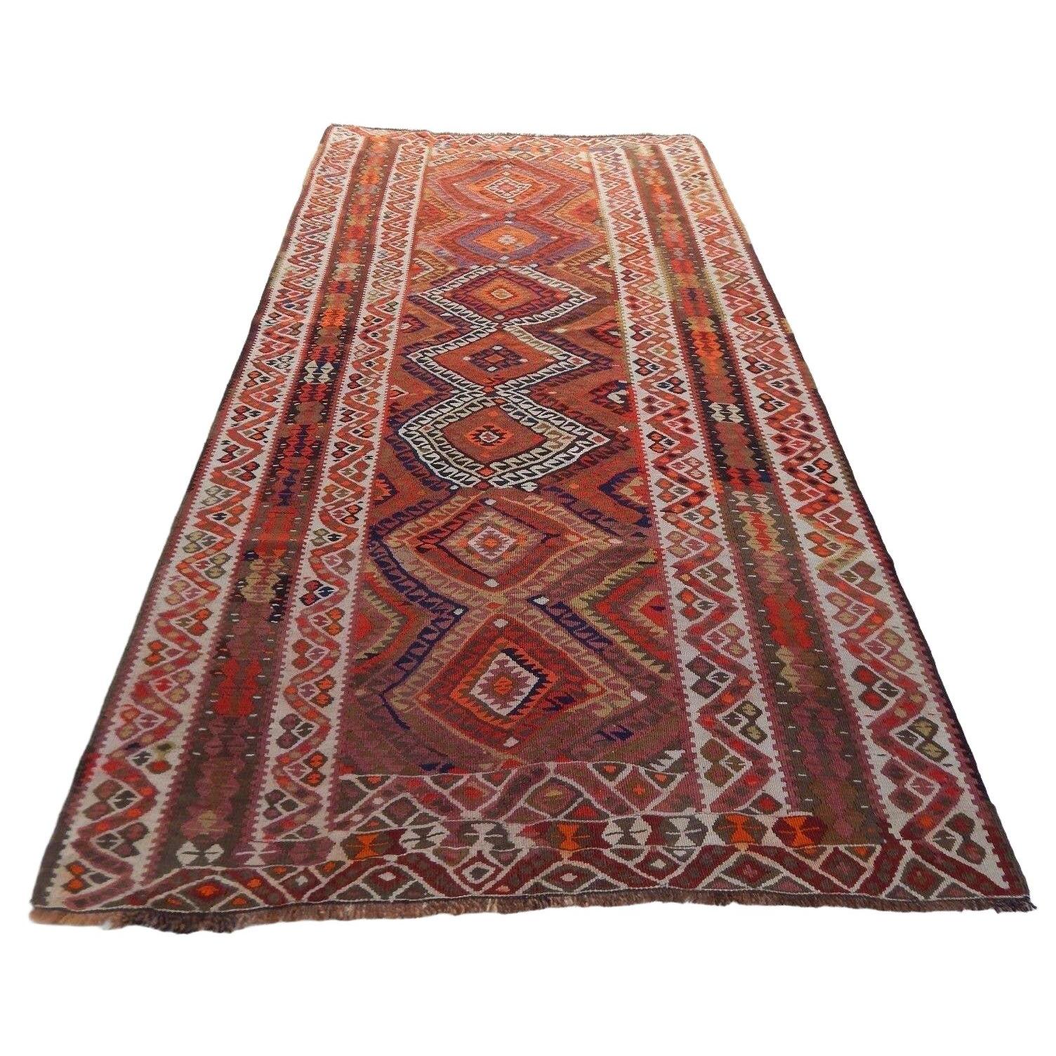 Vintage Turkish Kilim Rug 4'7'' x 8'7''