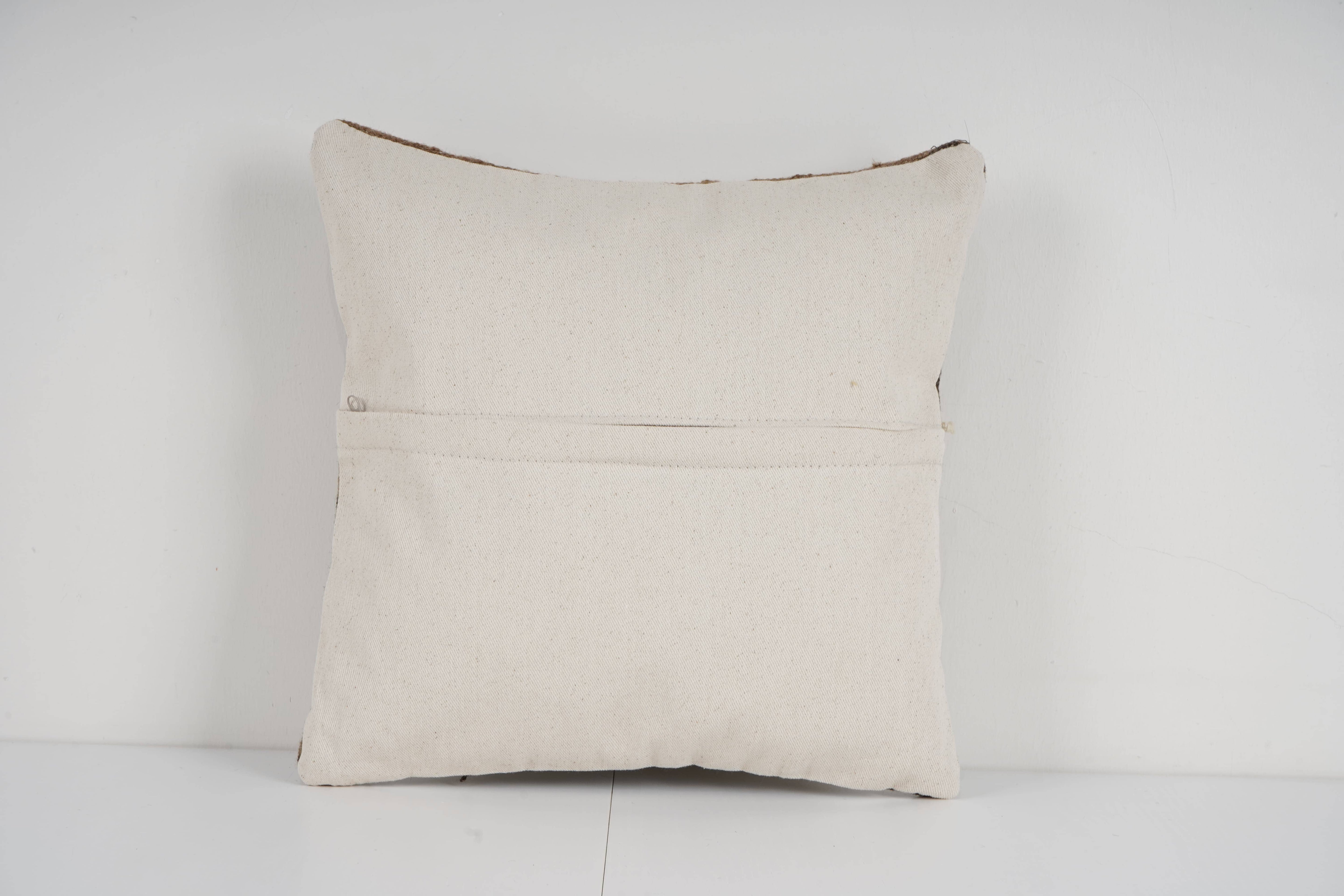 Kilim Pillow Cover | 16'' x 16''
