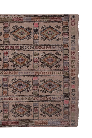 Vintage Turkish Anatolian Kilim Rug 5'3'' x 7'5''