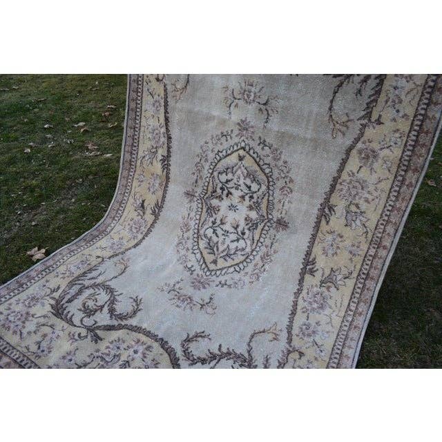 Vintage Turkish Rug 5'6'' x 9'