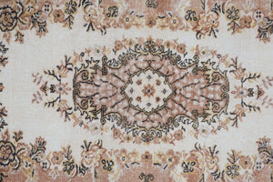Vintage Turkish Rug 3'9'' x 6'9''