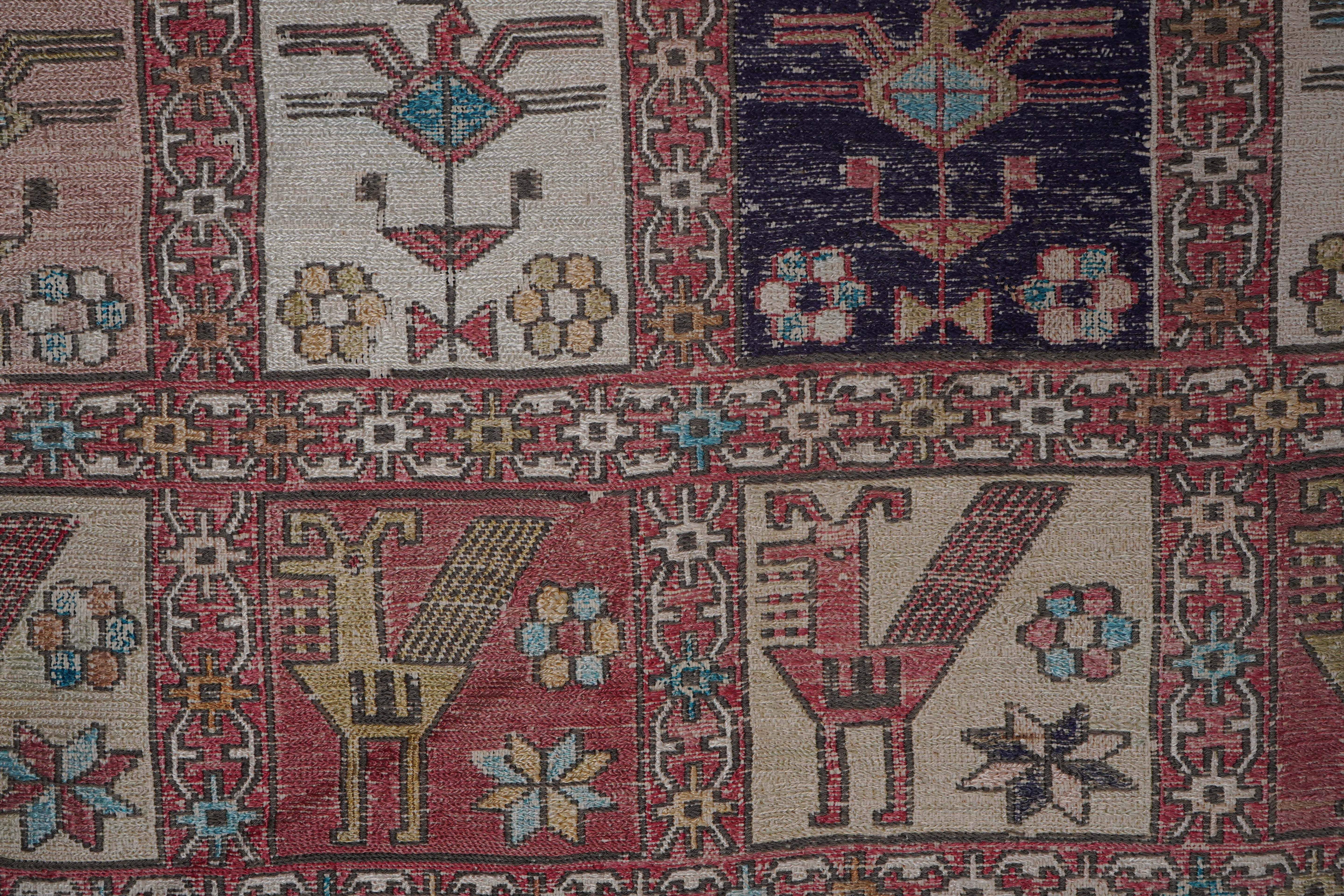 Vintage Turkish Soumac Kilim Rug 4'1'' x 5'8''
