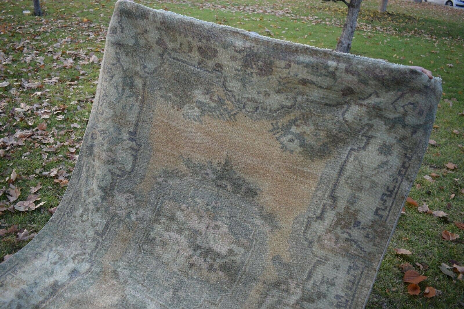 Vintage Turkish Karapinar Rug 4'11'' x 6'7''