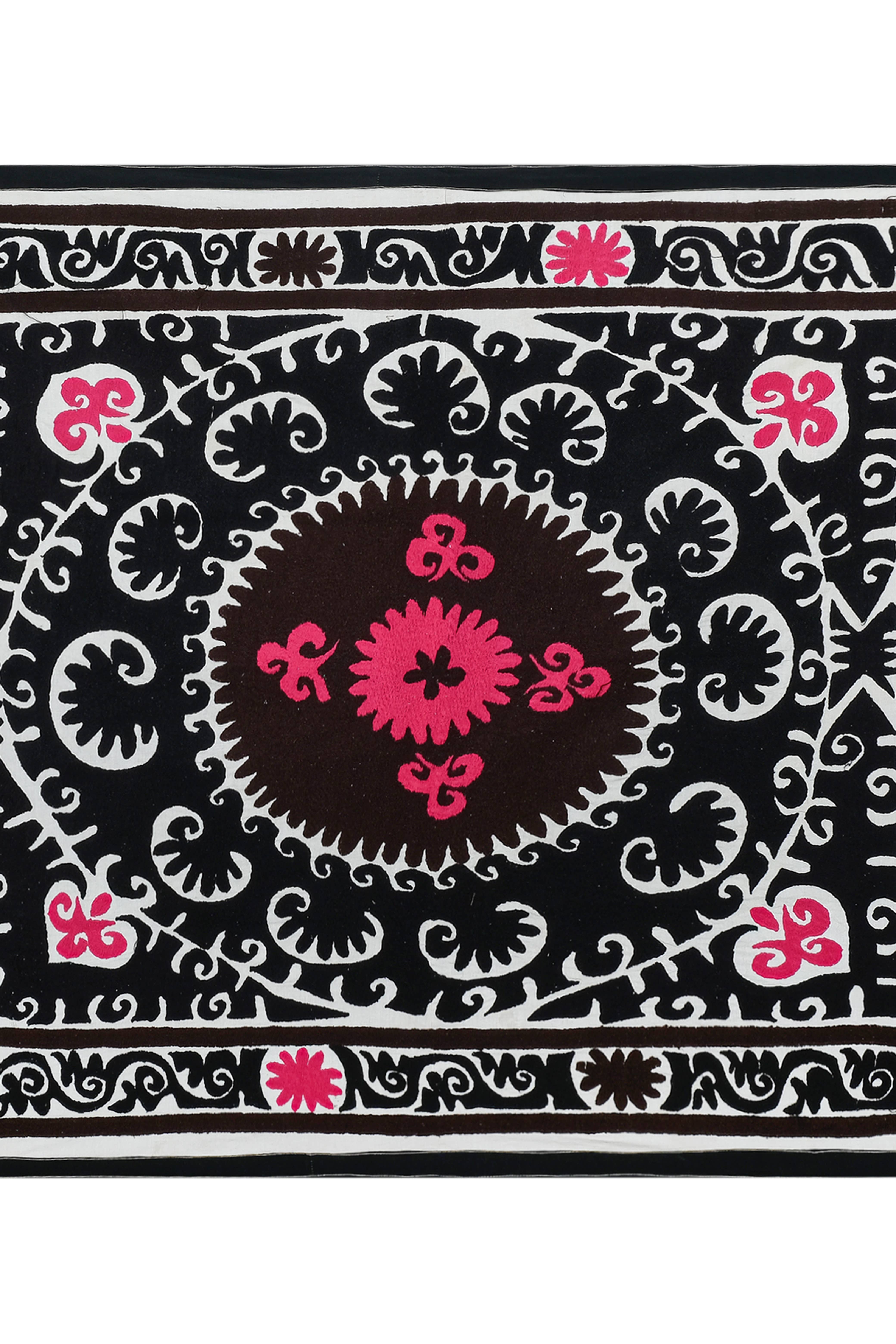 Suzani Wall Hanging & Bedspread | 4'1'' x 5'2''