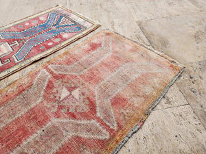 Vintage Turkish Yastik Rug Set of 2 | 1'9'' x 2'8'' & 1'8'' x 4'1''