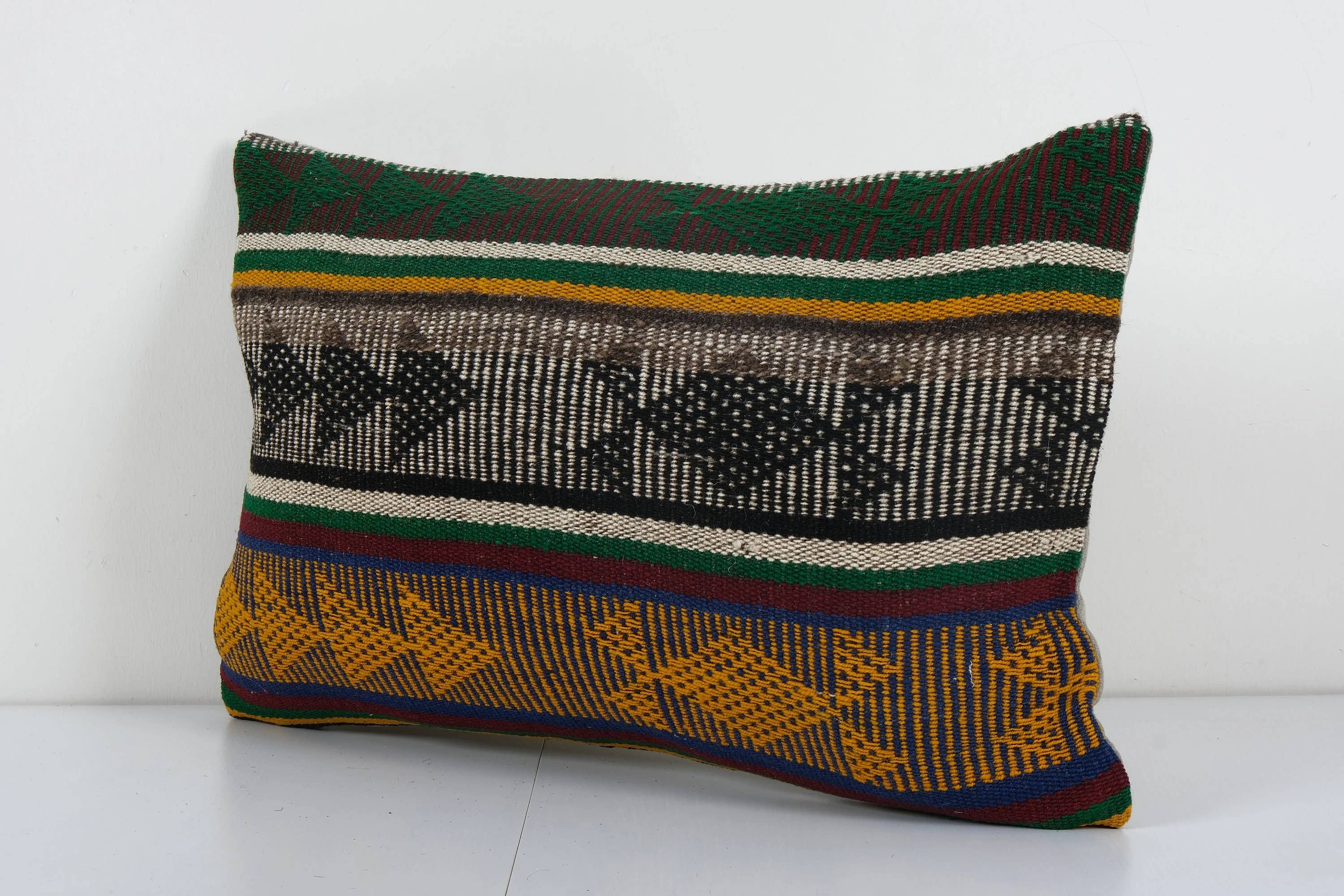 Kilim Pillow Cover | 16'' x 24''