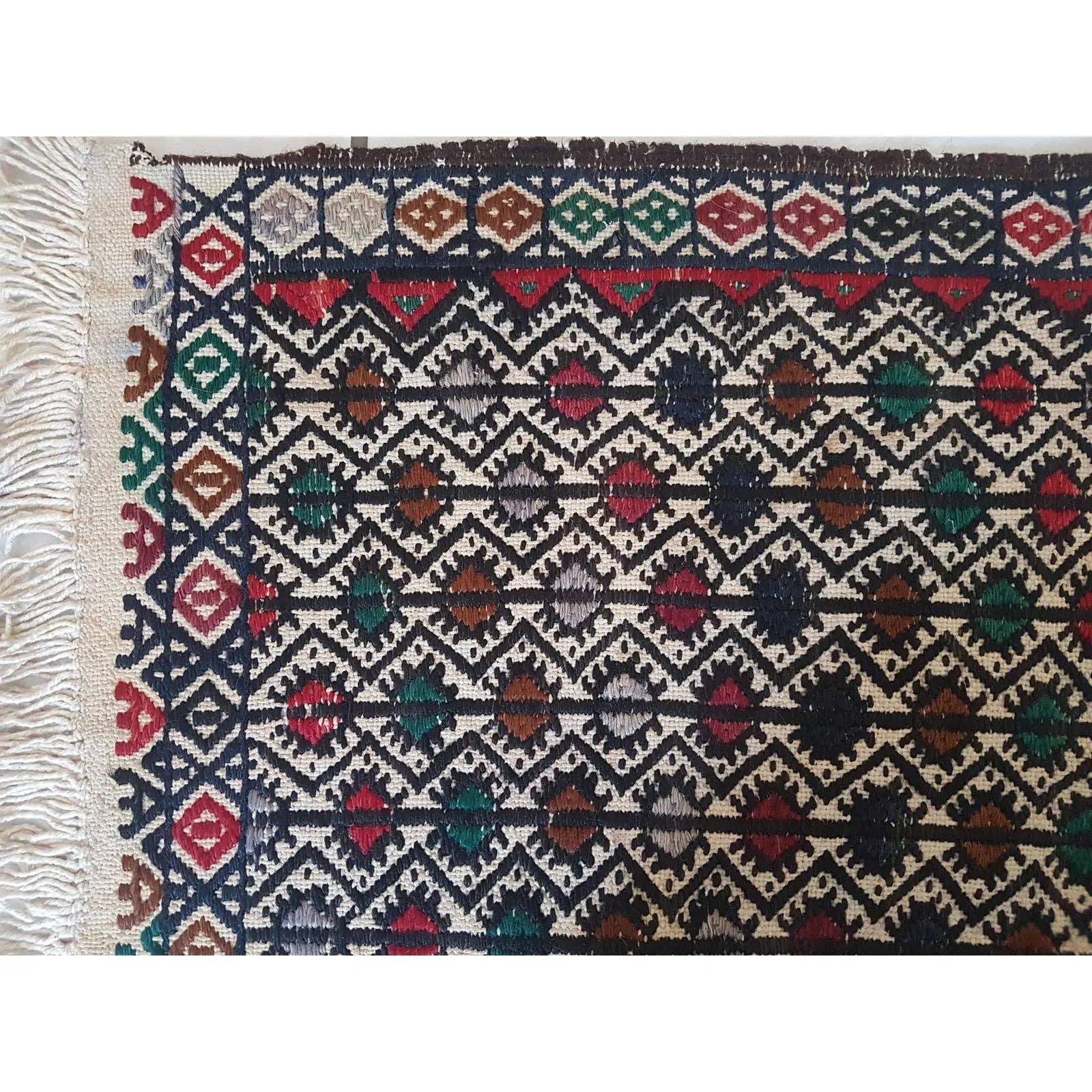 Vintage Kilim Yastik Rug 20'' x 32''