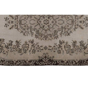 Vintage Turkish Rug 5'5'' x 9'2''