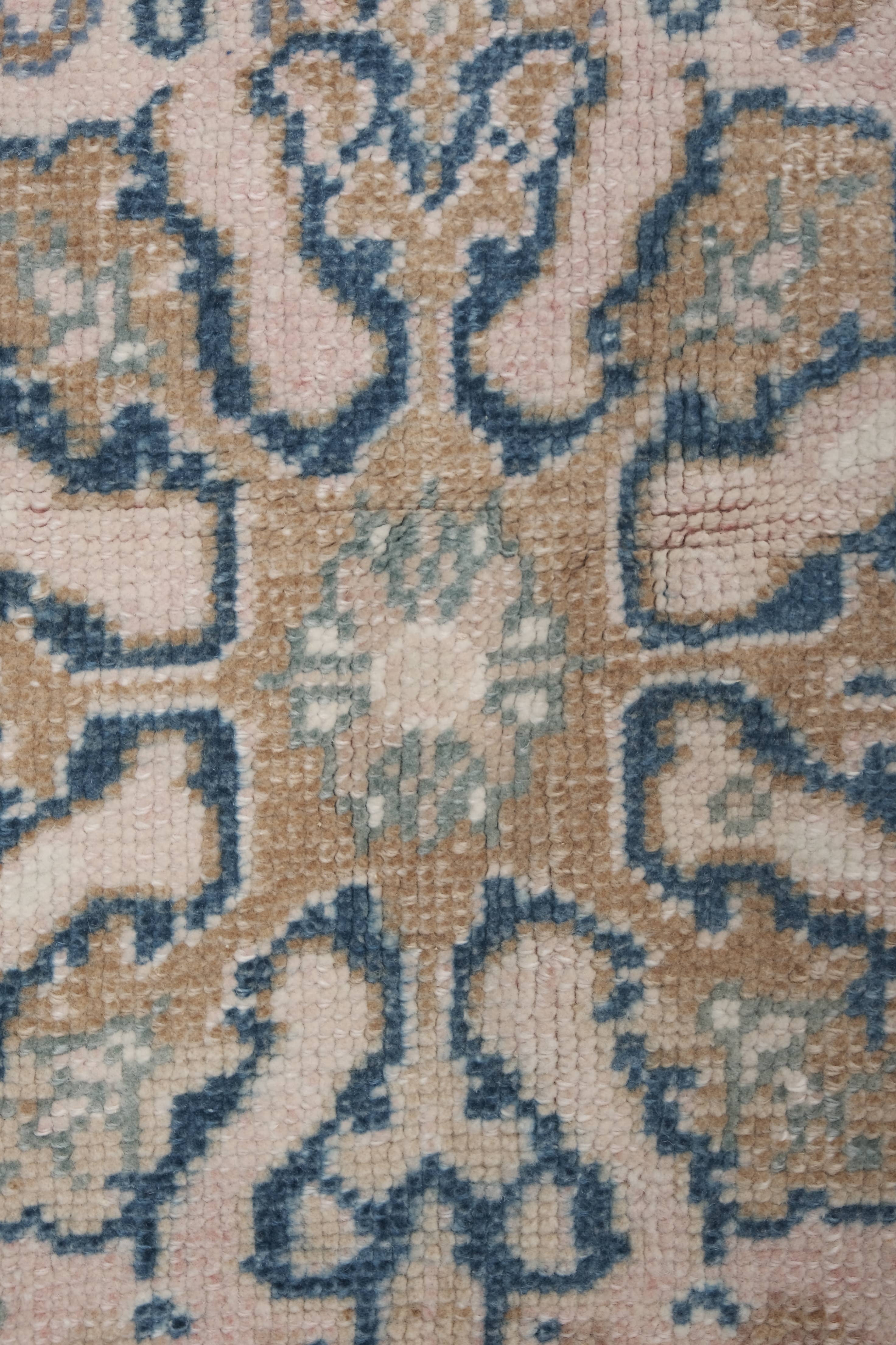 Vintage Turkish Karapinar Rug 4'9'' x 7'11''