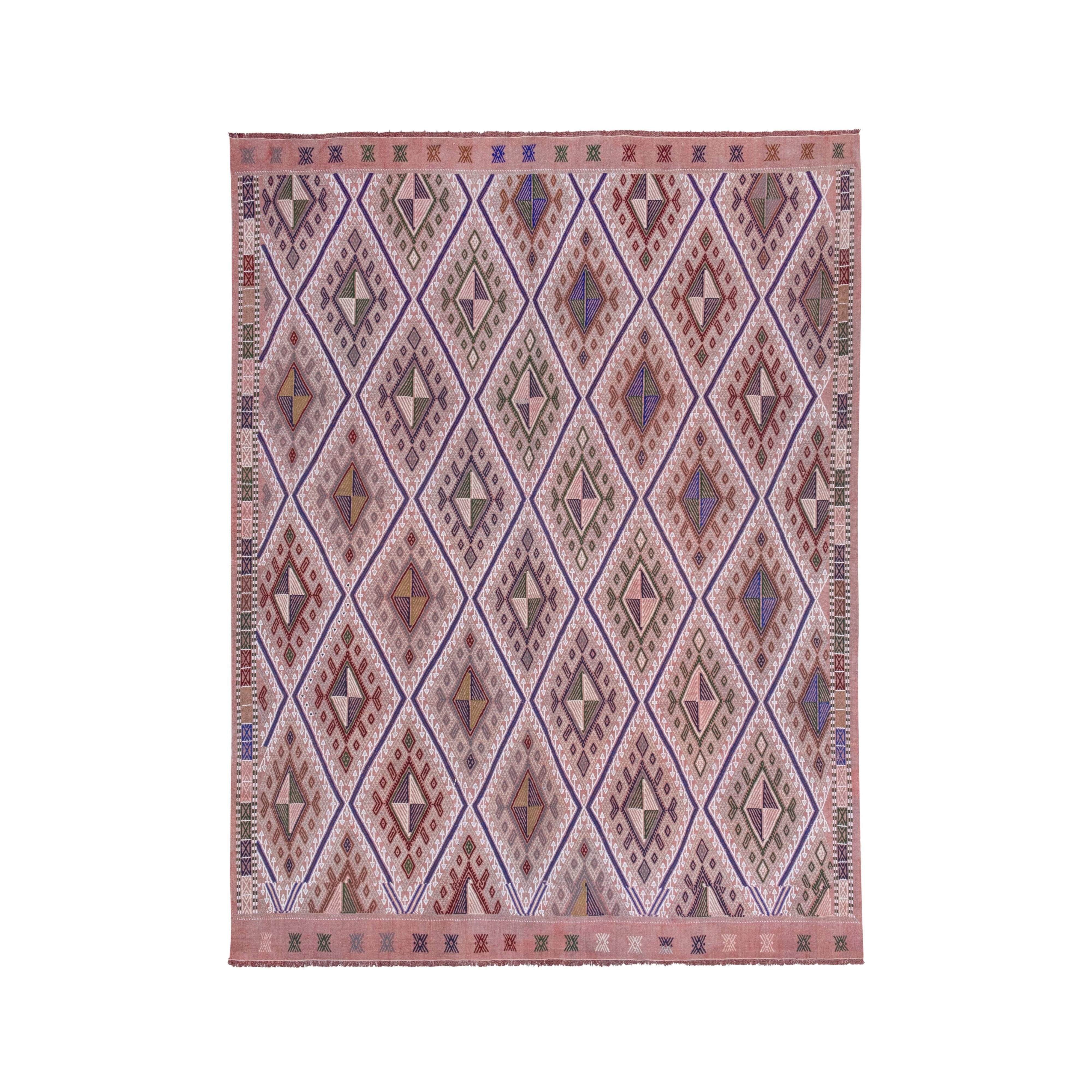 Vintage Turkish Kilim Rug 5'7'' x 7'1''