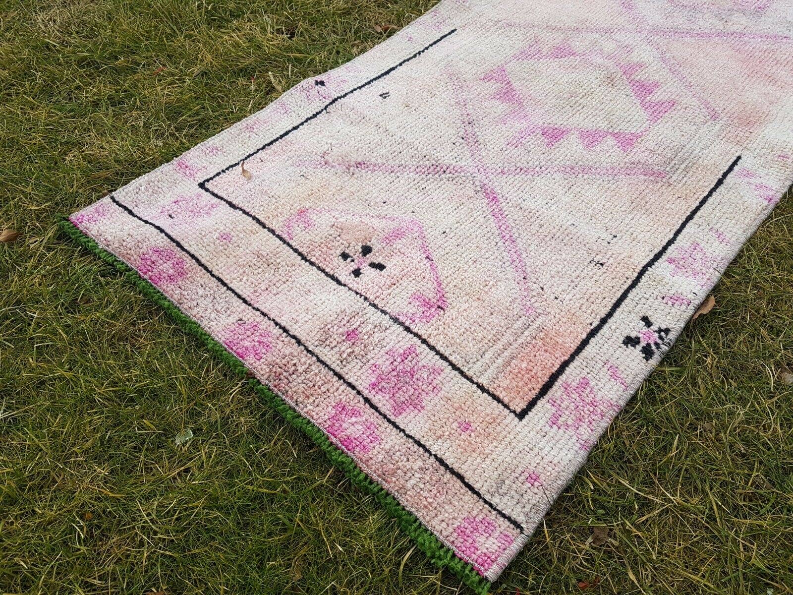 Vintage Herki Rug 2' x 13'3''