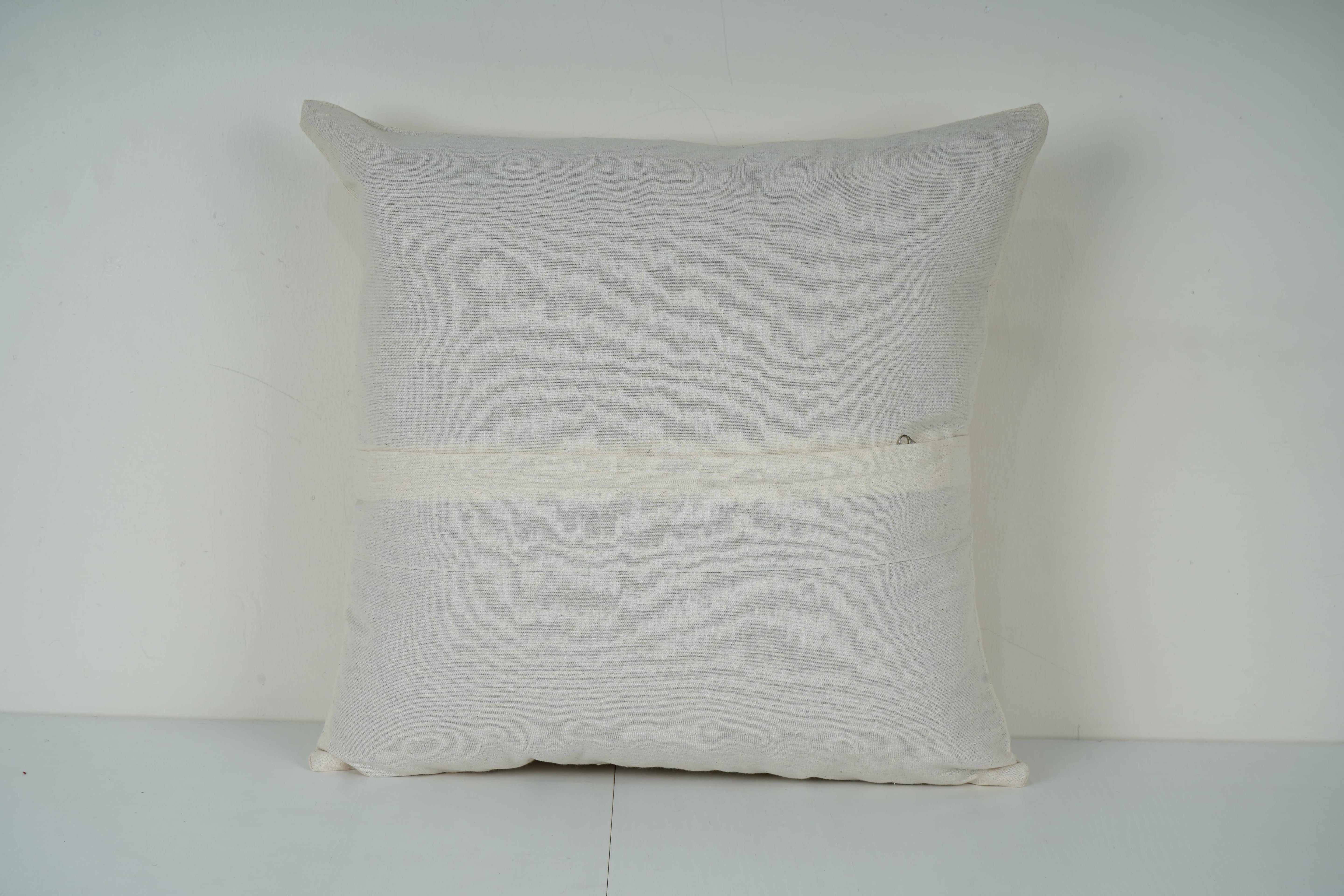 Kilim Pillow Cover | 18'' x 18''