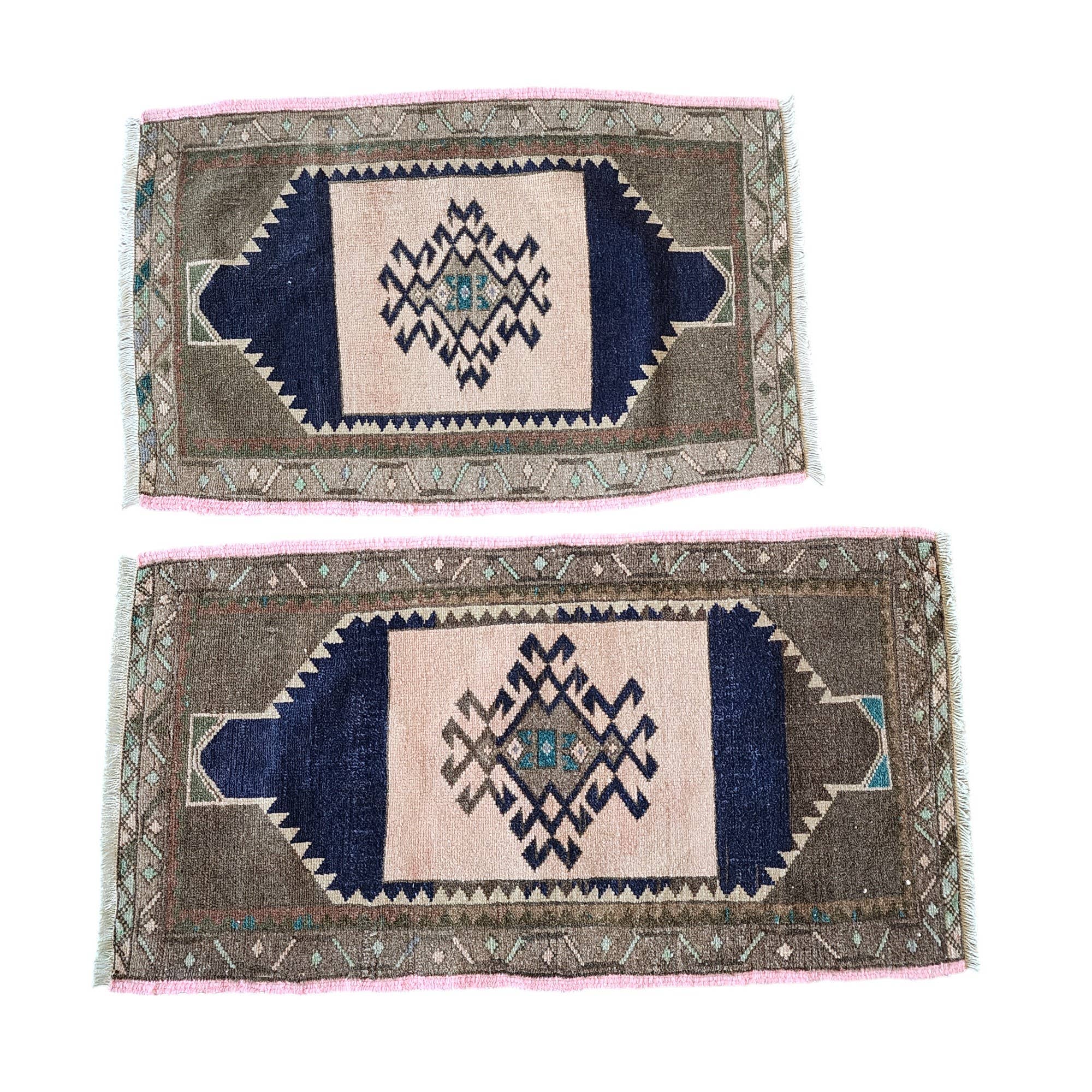 Vintage Oushak Yastik Rugs Set of 2 | 21'' x 32''
