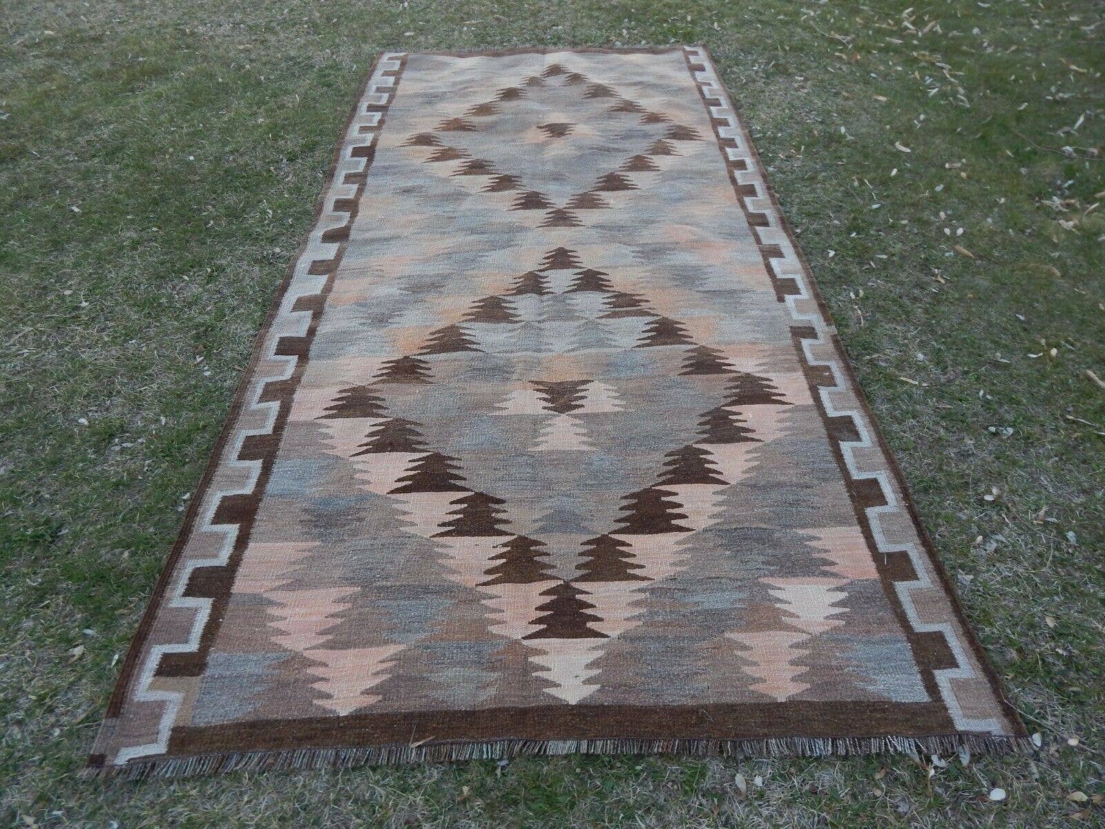 Vintage Turkish Kilim Rug 4'8'' x 9'4''