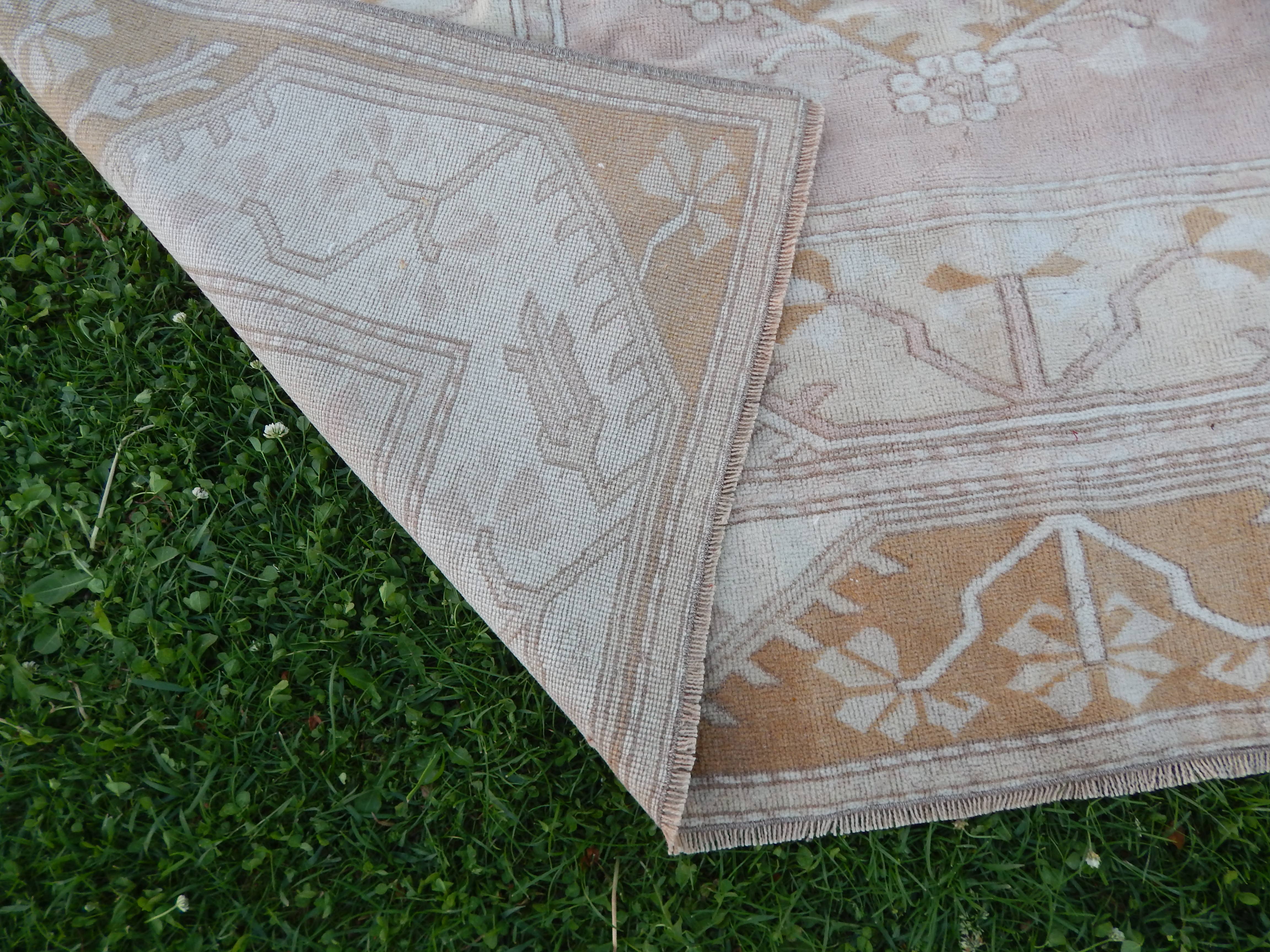 Vintage Turkish Rug 6'4'' x 8'9''