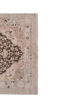 Vintage Turkish Rug 5'7'' x 8'