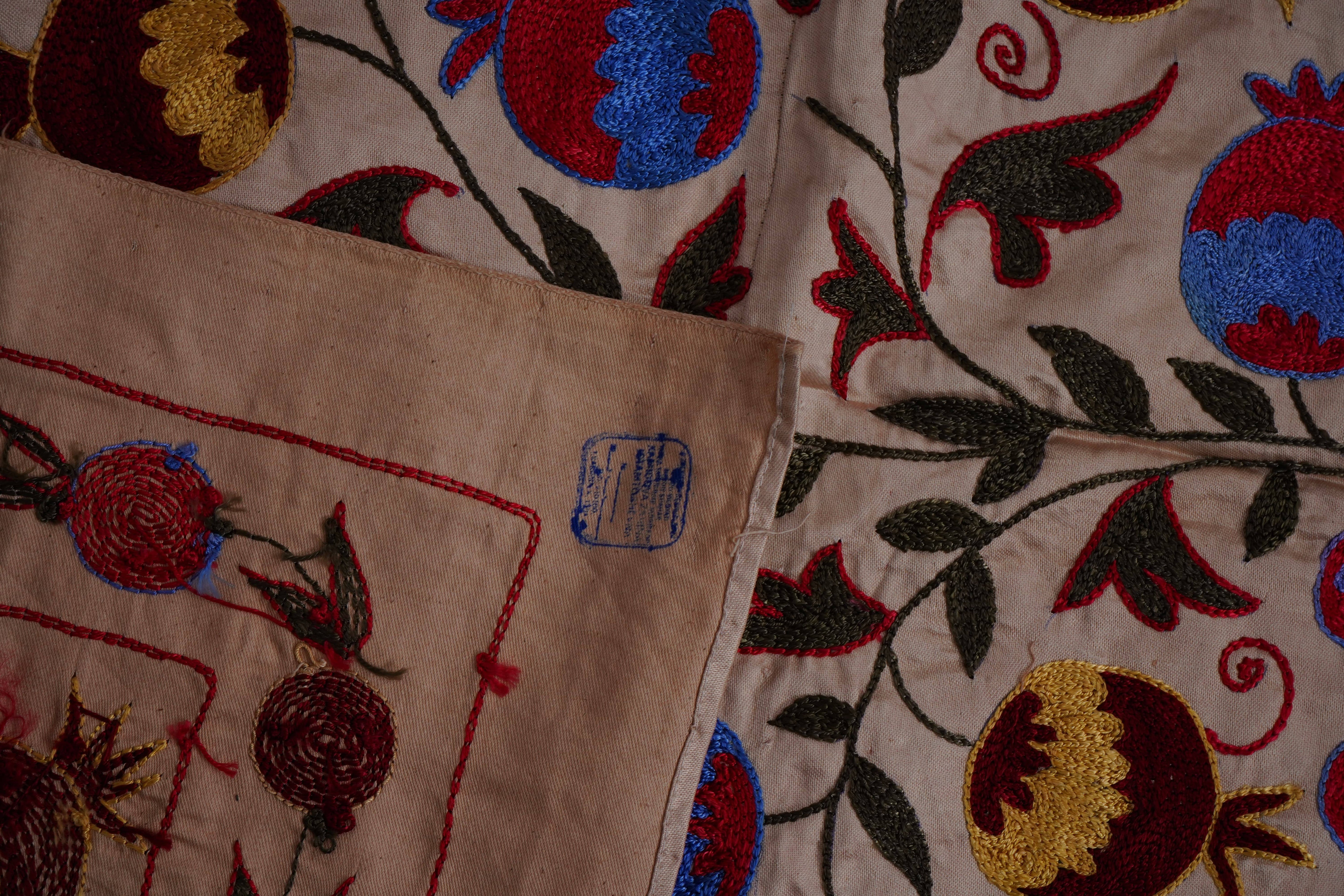 Bird Suzani Wall Hanging & Bedspread | 3'5'' x 6'1''