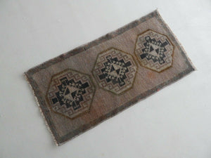 Vintage Turkish Konya Rug 17'' x 35''