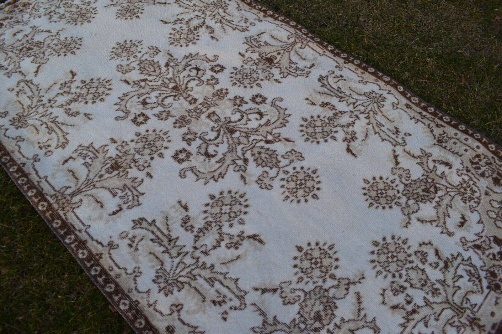 Vintage Turkish Rug 3'10'' x 7'1''