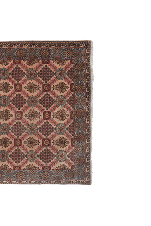 Vintage Turkish Rug 4'4'' x 6'8''
