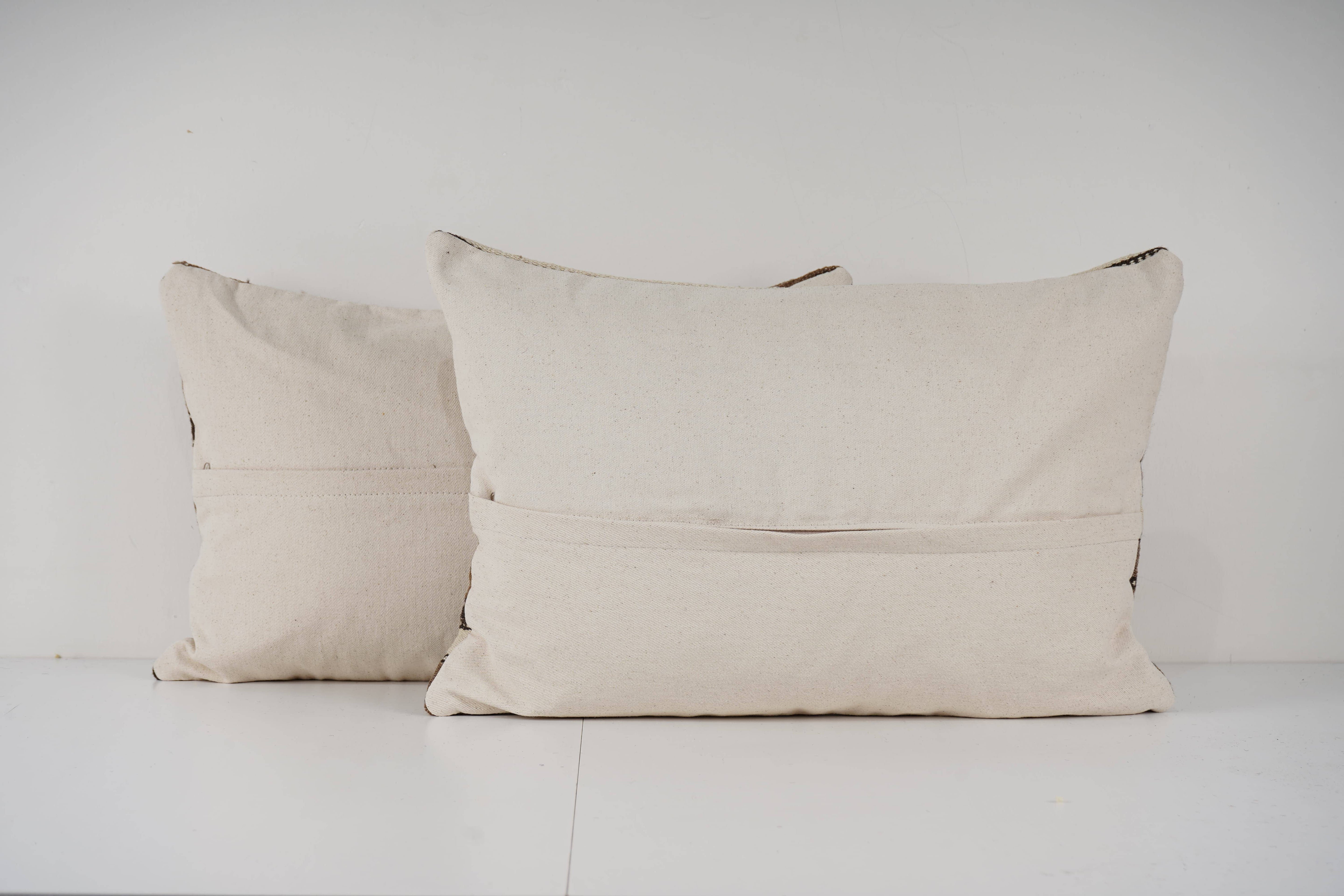 Kilim Pillow Cover | 16'' x 24''