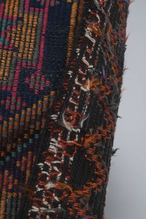 Vintage Turkish Kilim Rug 5'6'' x 9'2''