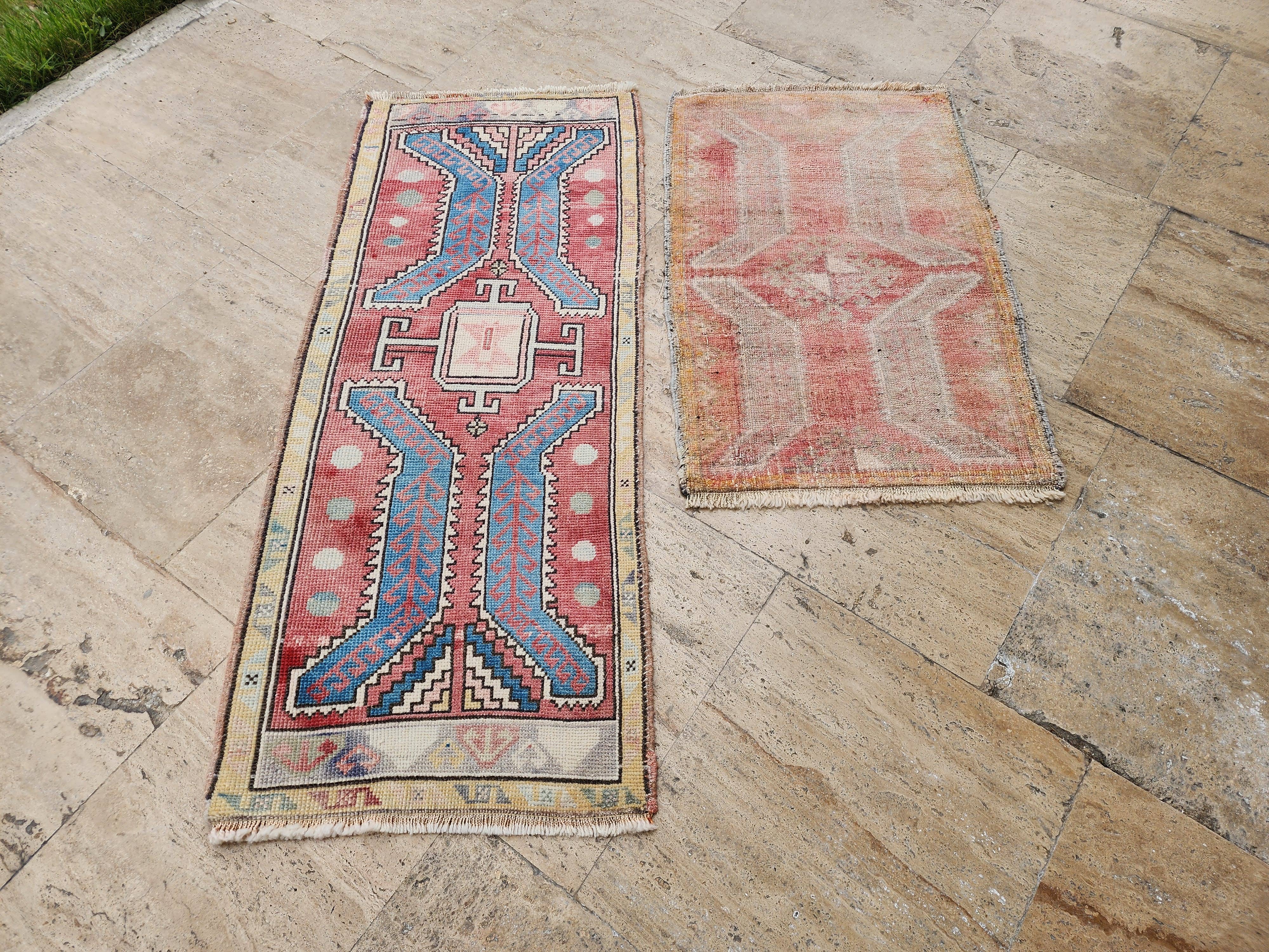 Vintage Turkish Yastik Rug Set of 2 | 1'9'' x 2'8'' & 1'8'' x 4'1''