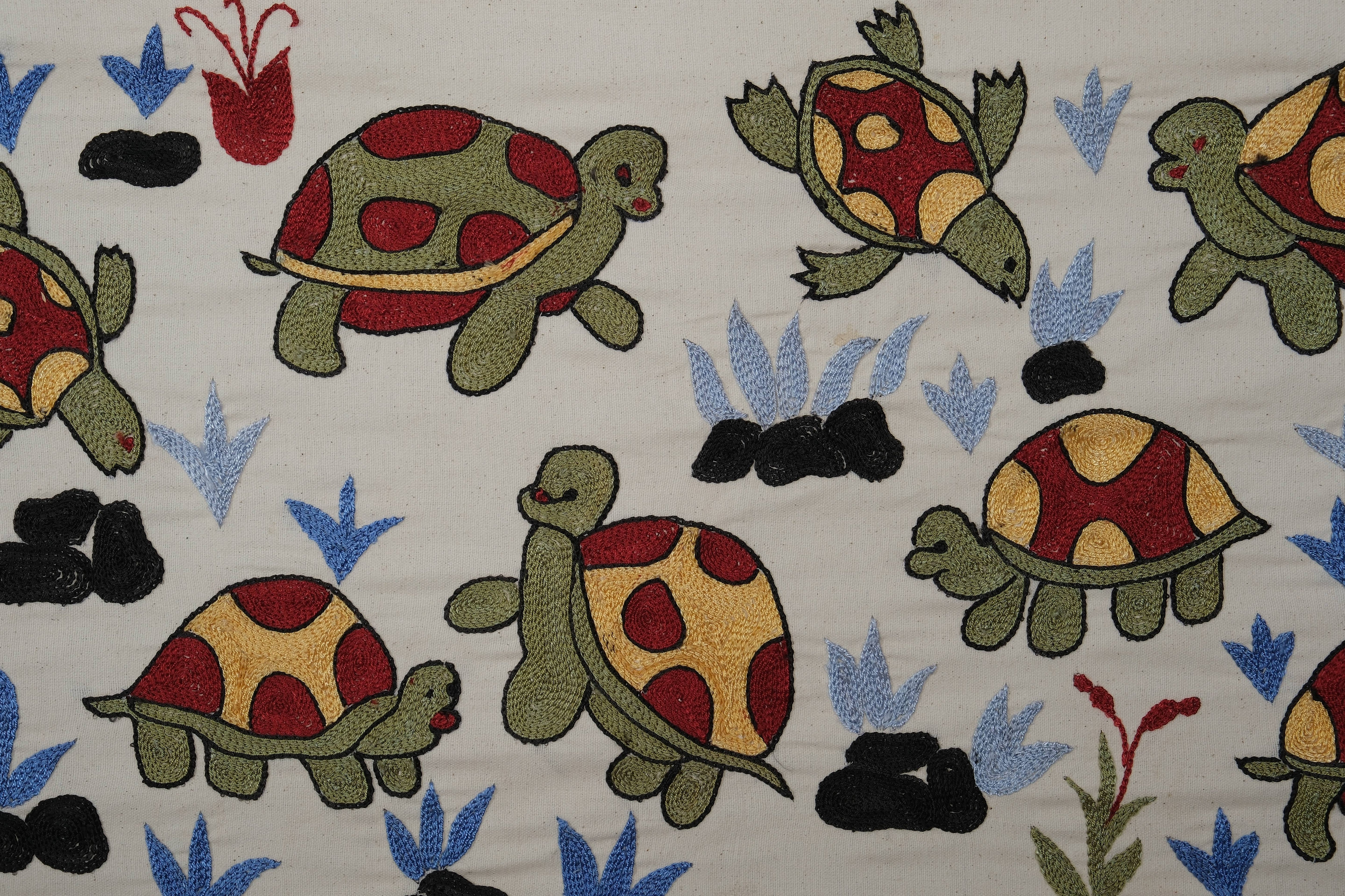 Tortoise Suzani Table Runner | 20'' x 58''