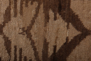 Vintage Checkered Turkish Shaggy Tulu Rug 28'' x 54''