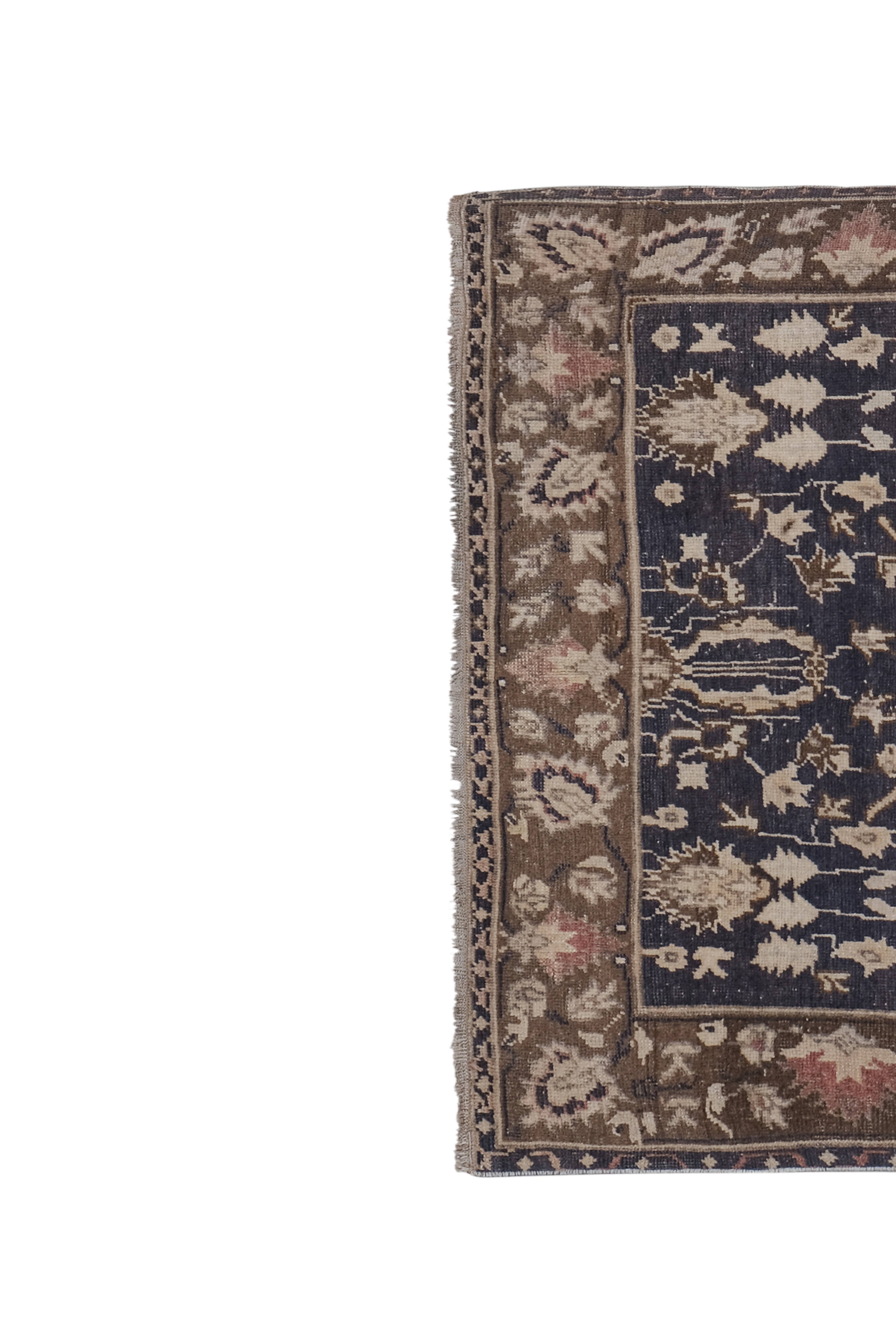 Vintage Turkish Karapinar Rug 4'3'' x 7'2''
