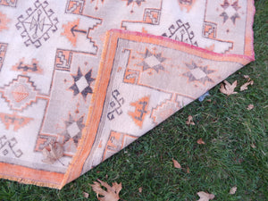 Vintage Turkish Tashpinar Oushak Rug 4'2'' x 8'6''