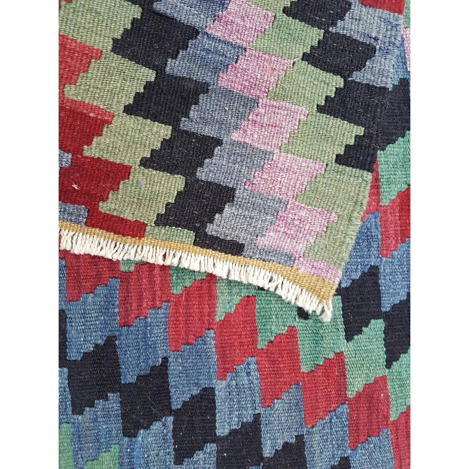 Vintage Turkish Kilim Rug 34'' x 43''