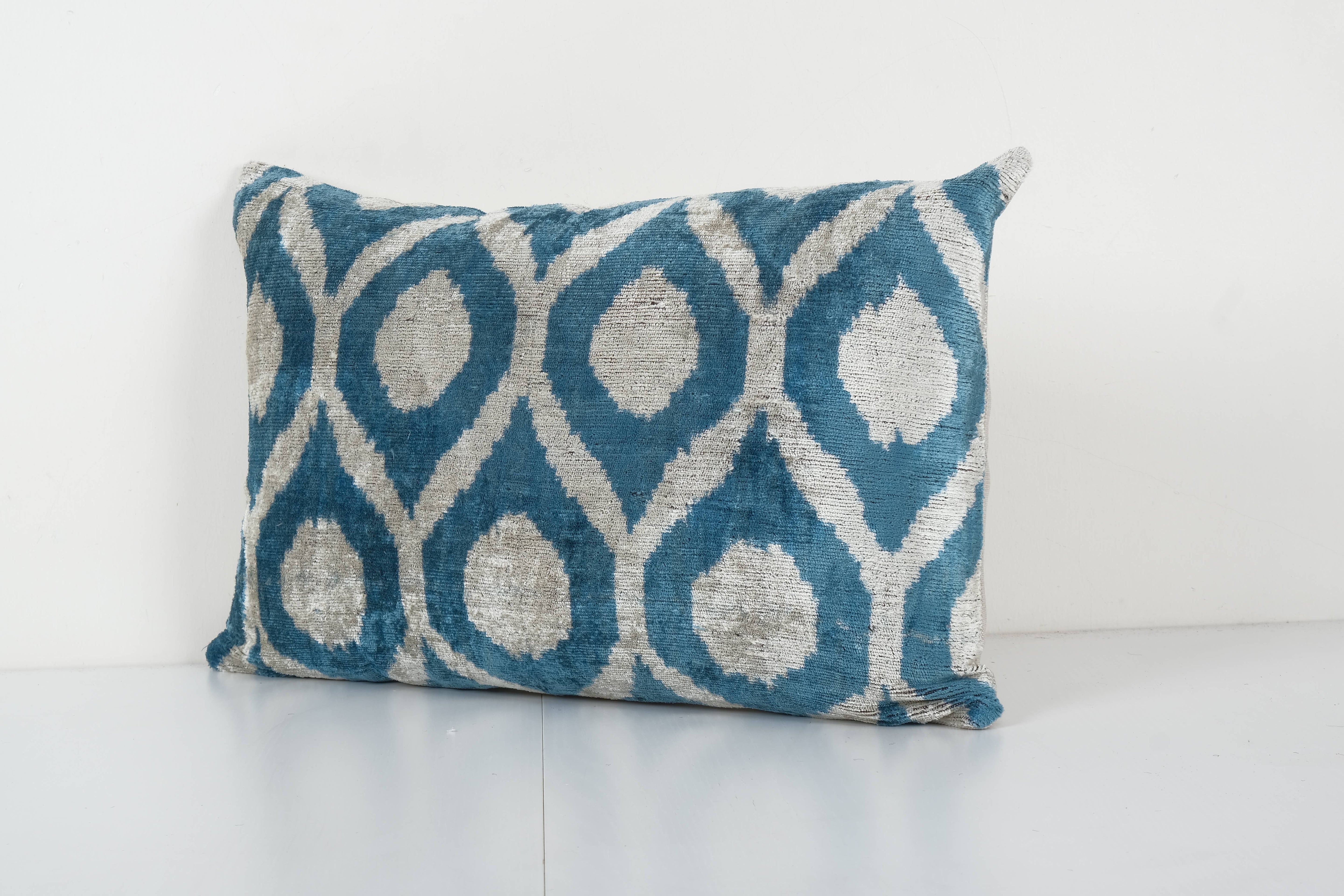 Silk Ikat Velvet Pillow Cover Set of 2 | 16'' x 24''