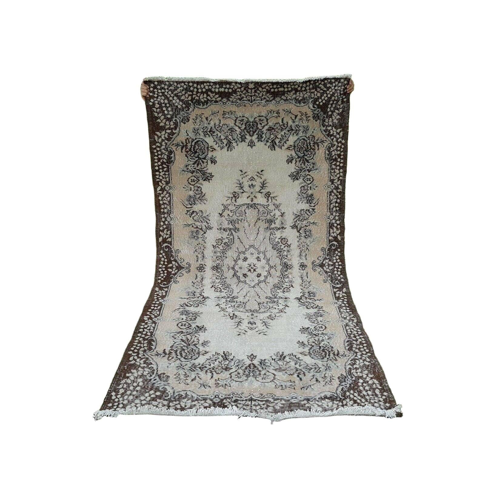 Vintage Turkish Rug 4' x 7'3''
