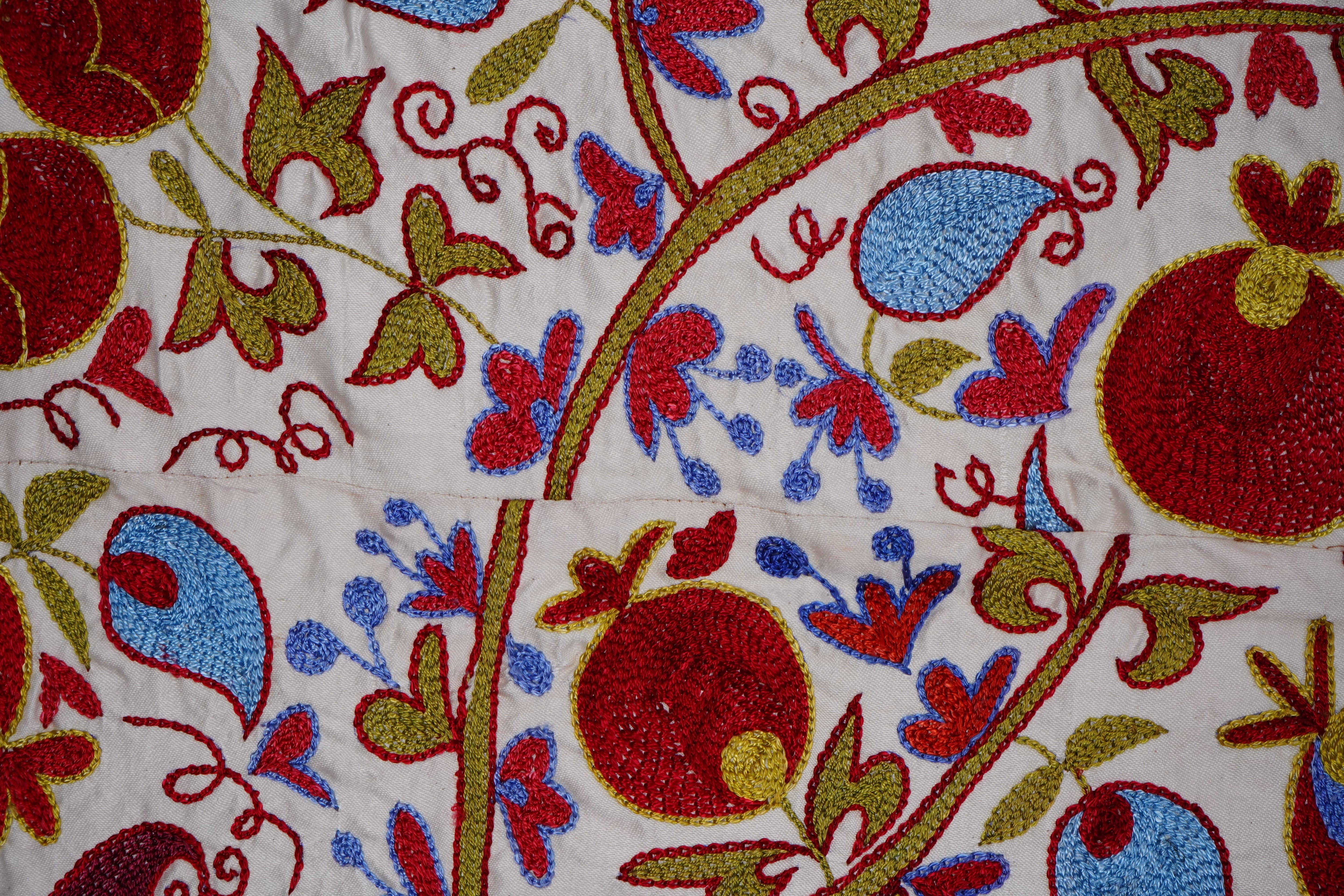 Horse Suzani Wall Hanging & Bedspread | 3'3'' x 6'
