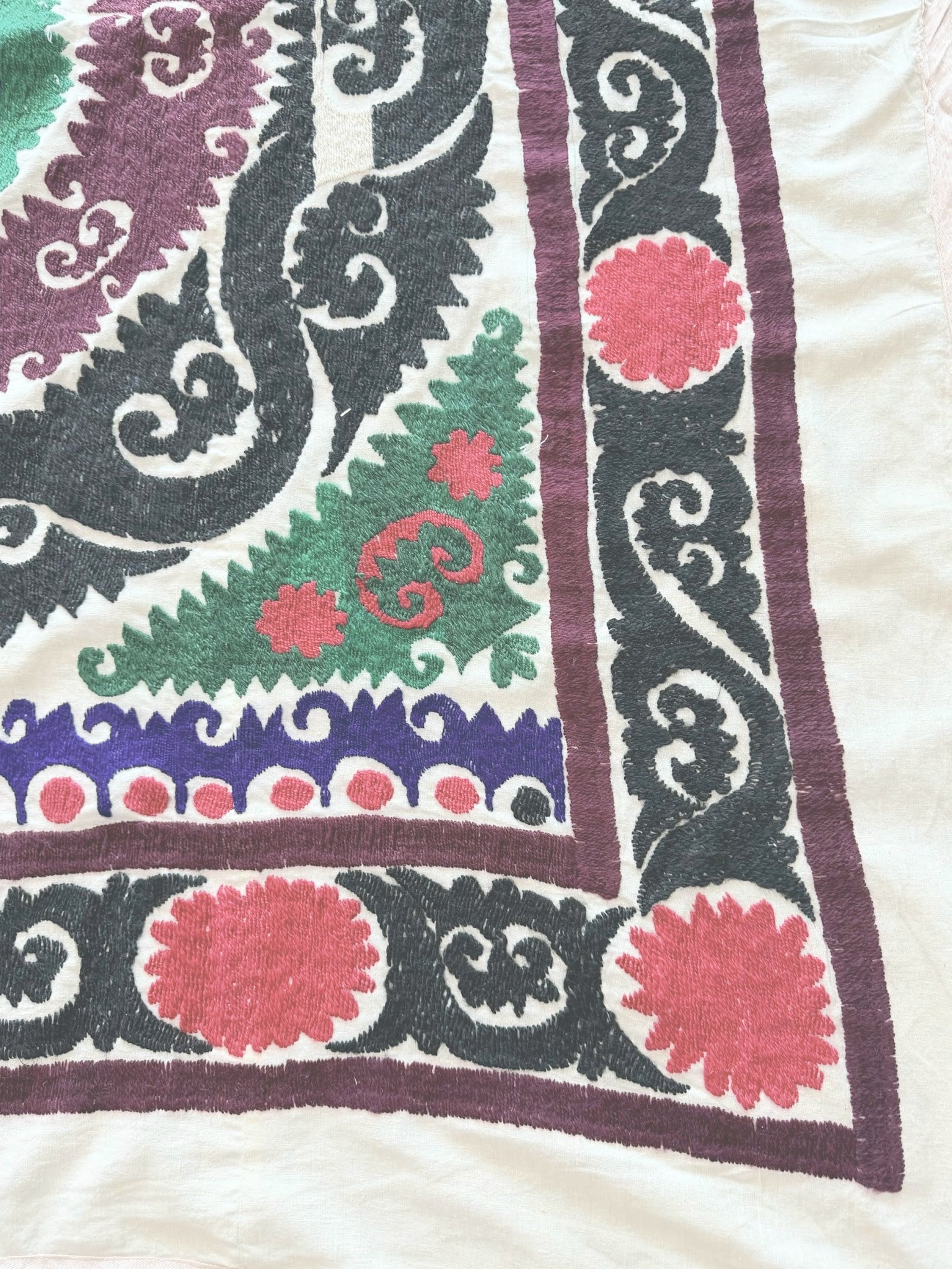 Hand-Embroidered Suzani Wall Hanging & Tablecloth 3'10'' x 4'2''