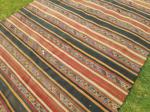 Vintage Turkish Kilim Rug 5'8'' x 10'11''