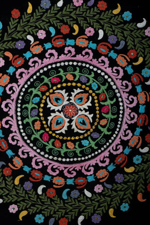Suzani Wall Hanging & Bedspread | 6'6'' x 6'10''