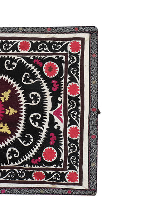 Suzani Wall Hanging & Bedspread | 4'7'' x 5'8''