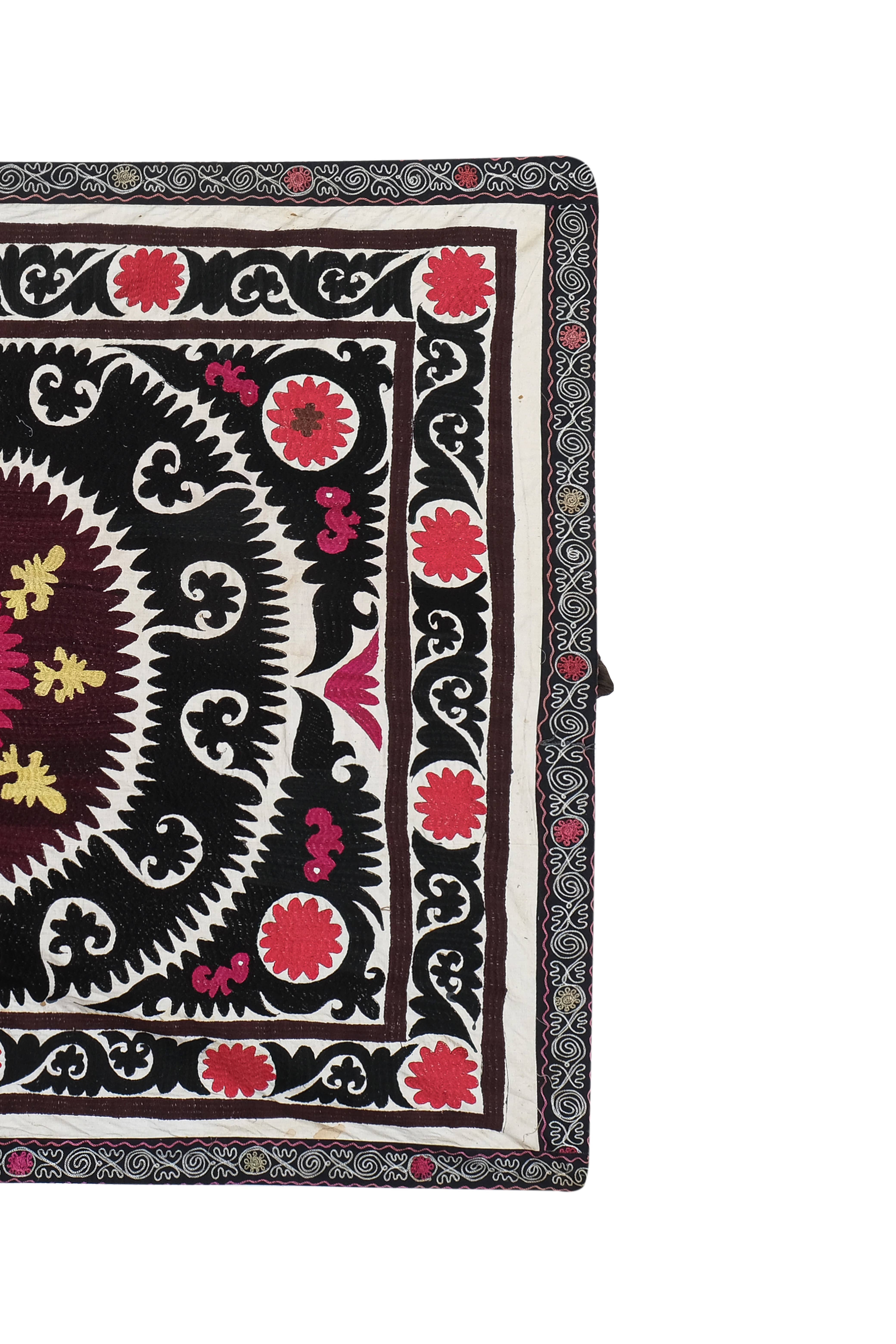Suzani Wall Hanging & Bedspread | 4'7'' x 5'8''