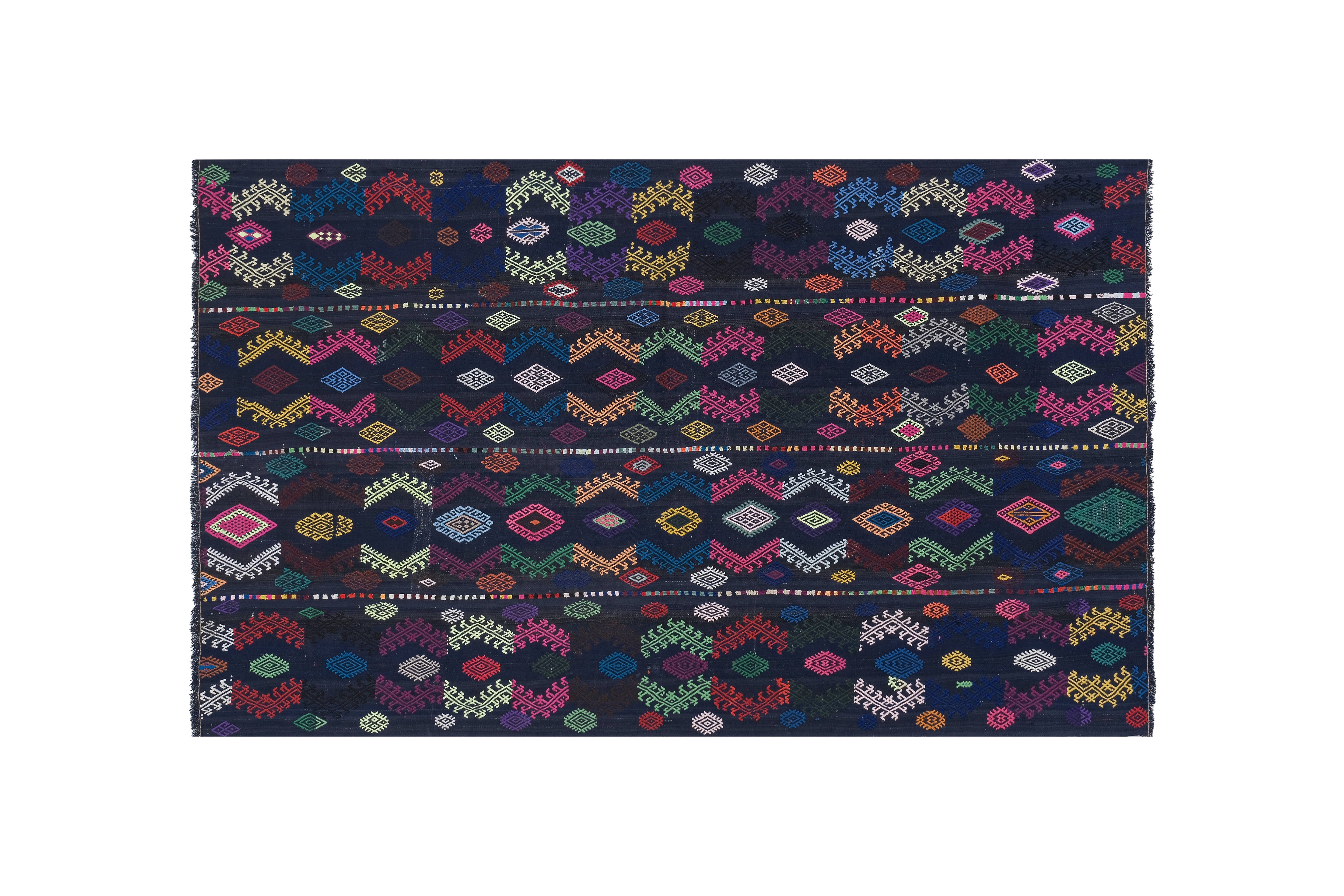 Vintage Kurdish Kilim Rug 5'7'' x 9'8''